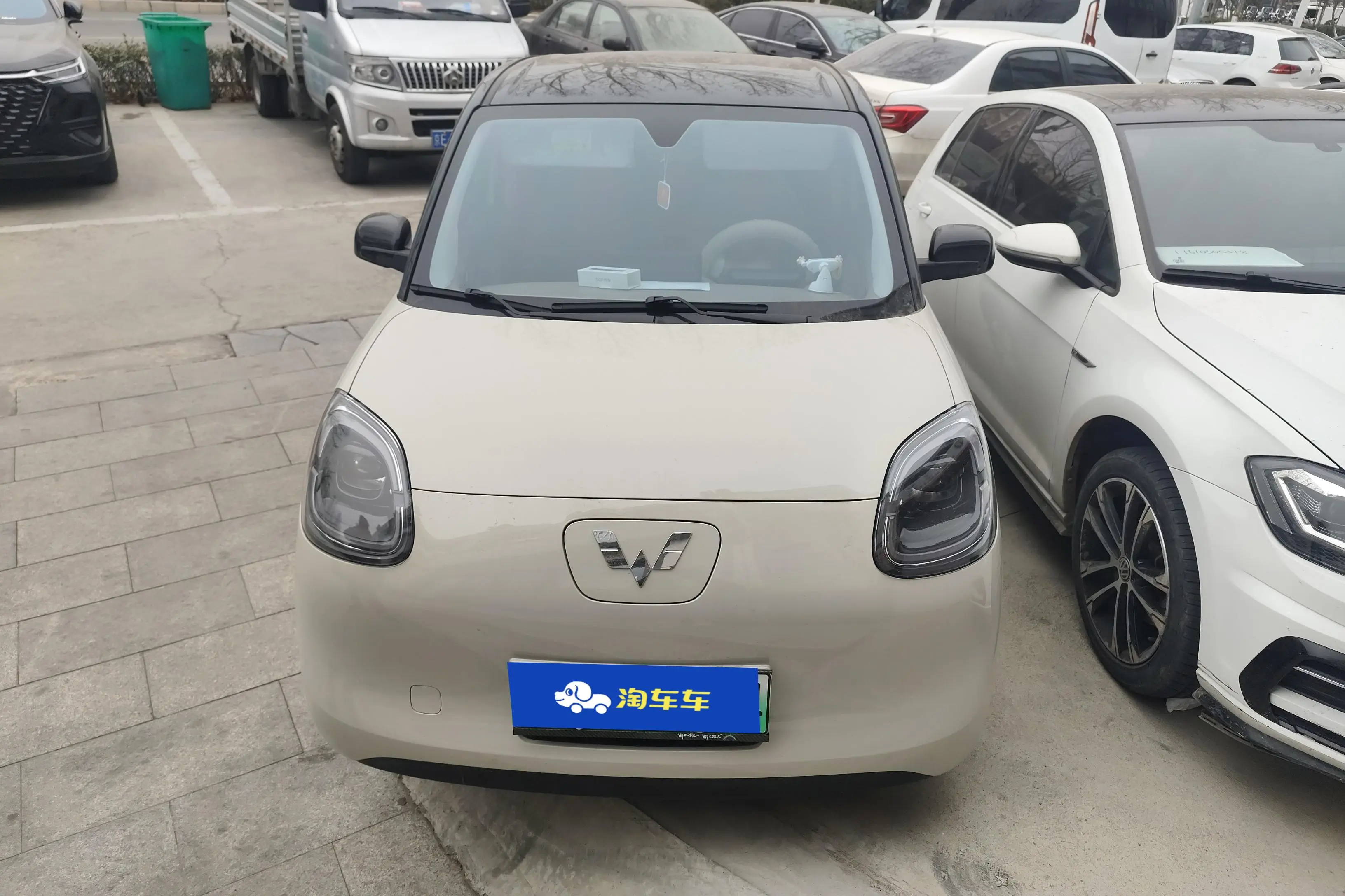 Wuling Hongguang MINIEV  из Китая