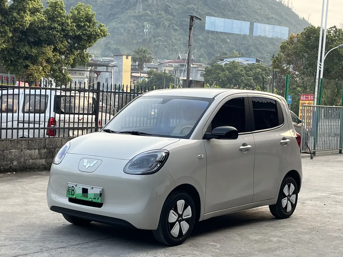 Wuling Hongguang MINIEV  из Китая