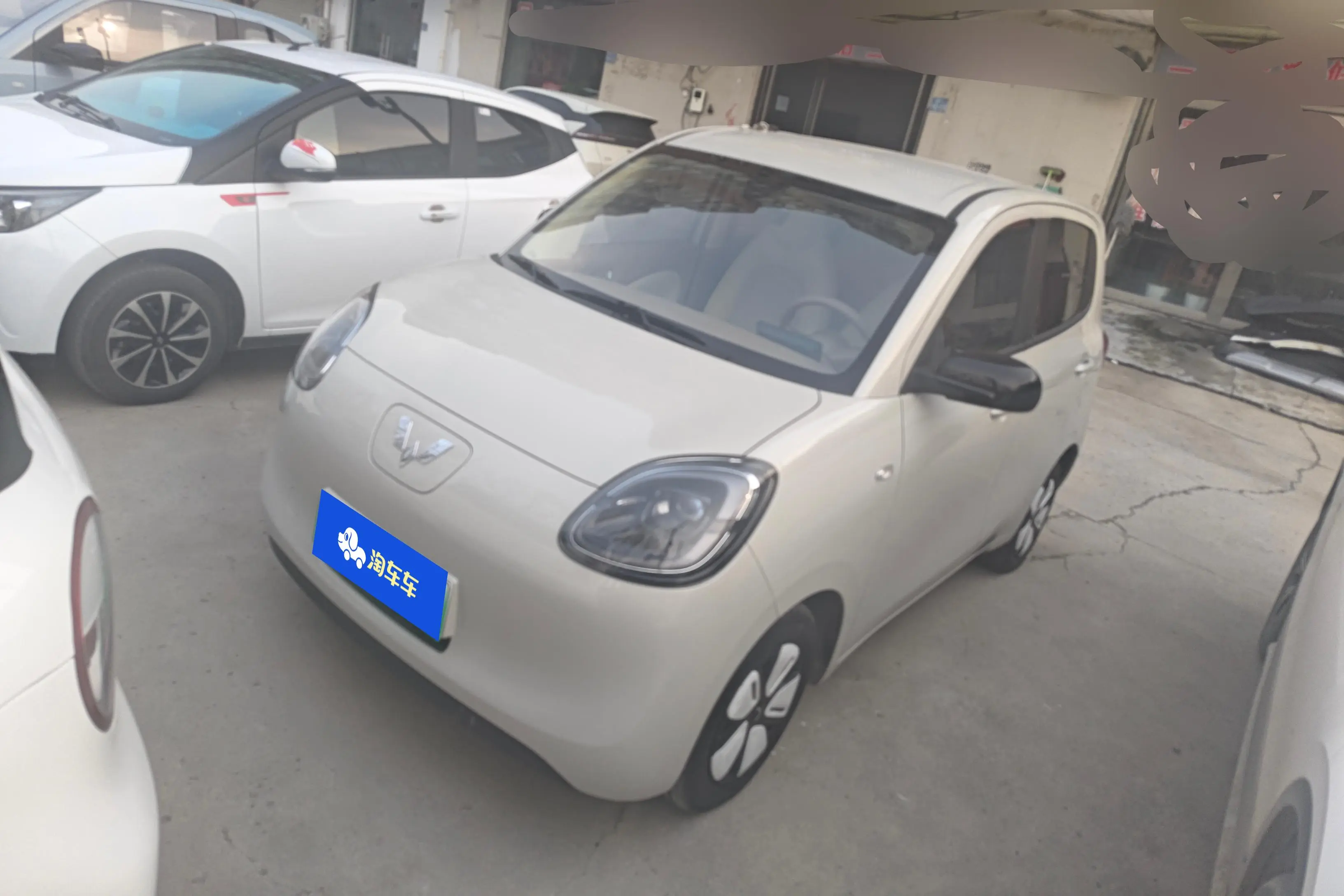 Wuling Hongguang MINIEV  из Китая