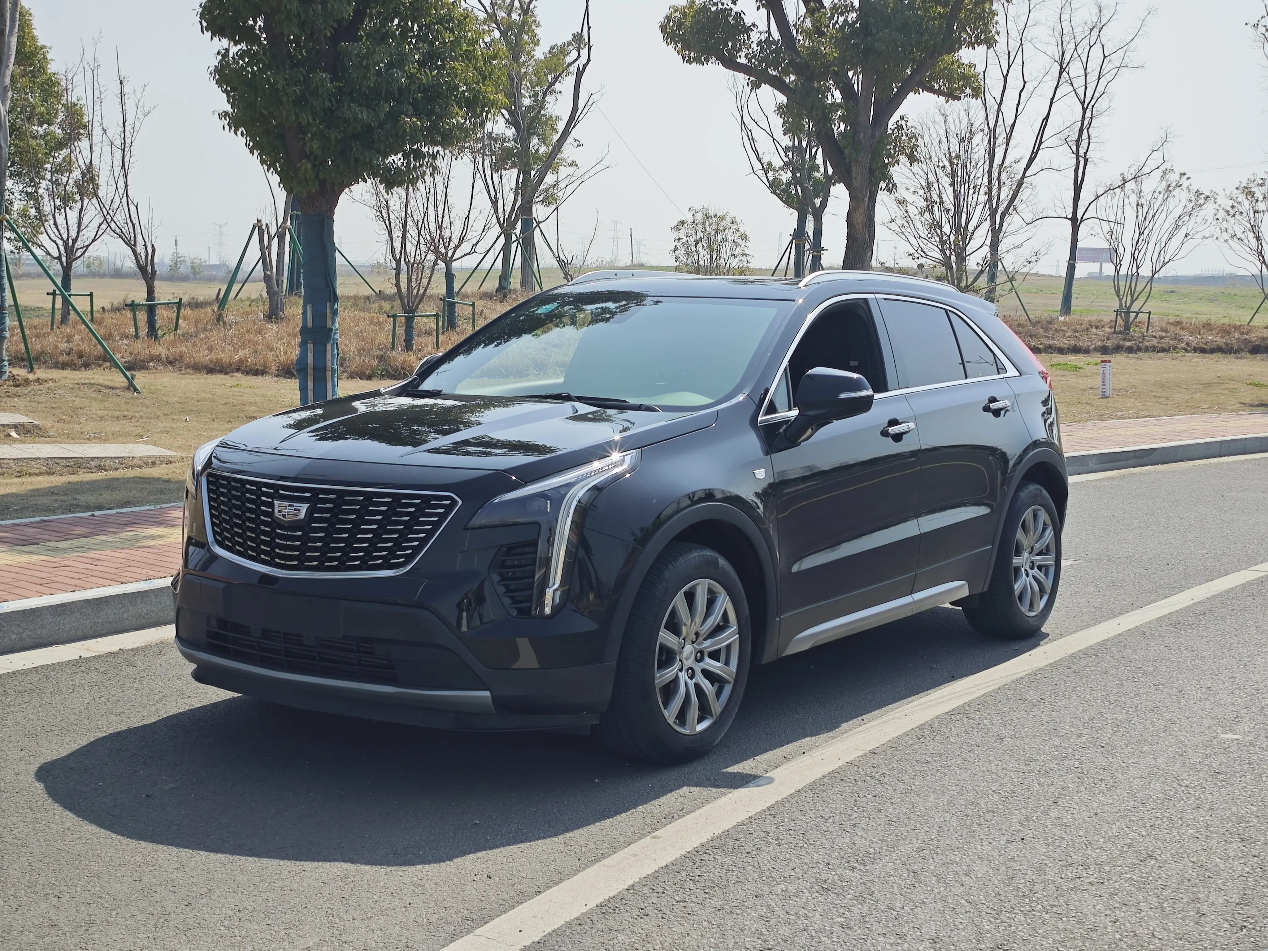 Cadillac XT4  из Китая