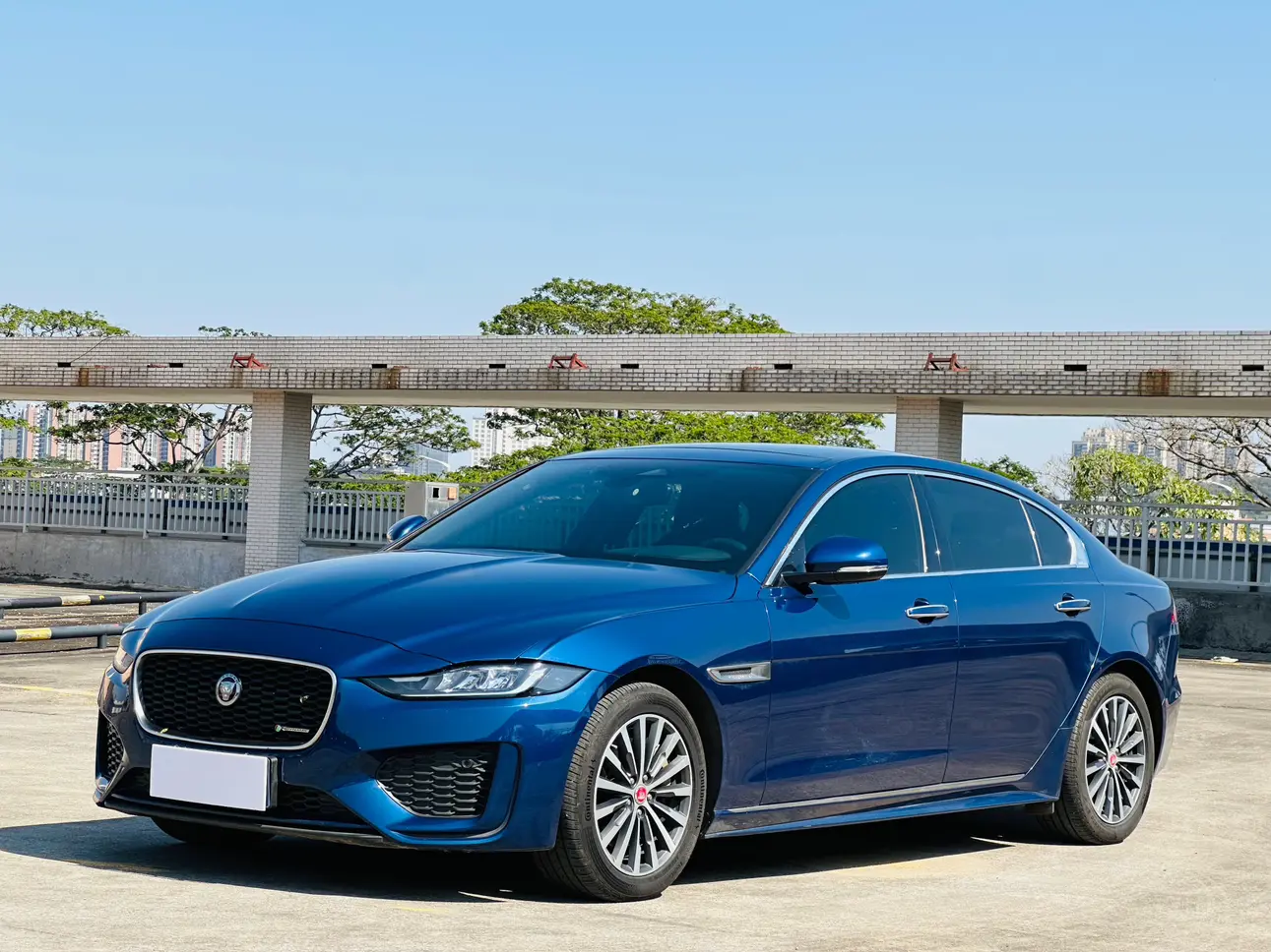 Jaguar XEL