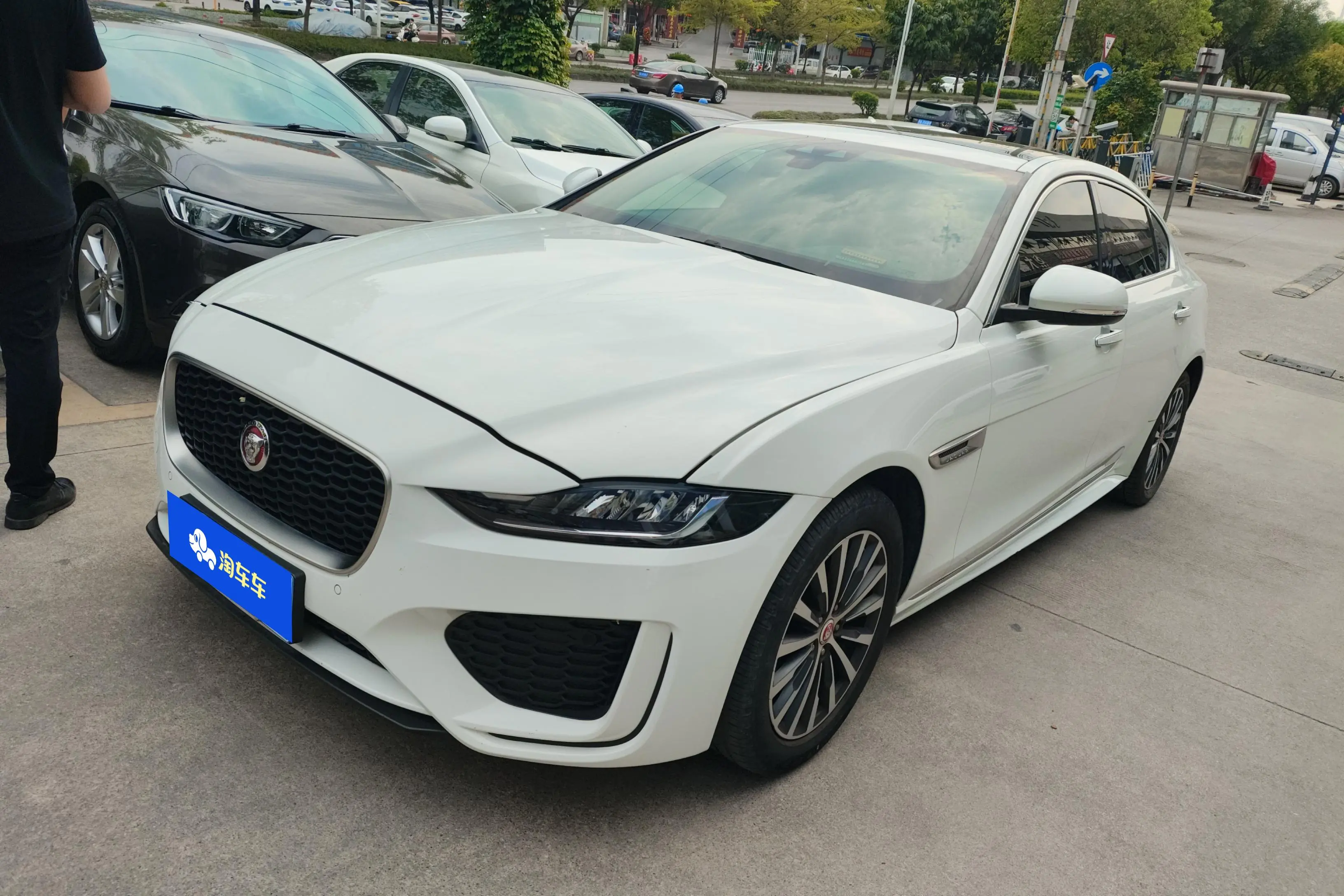 Jaguar XEL