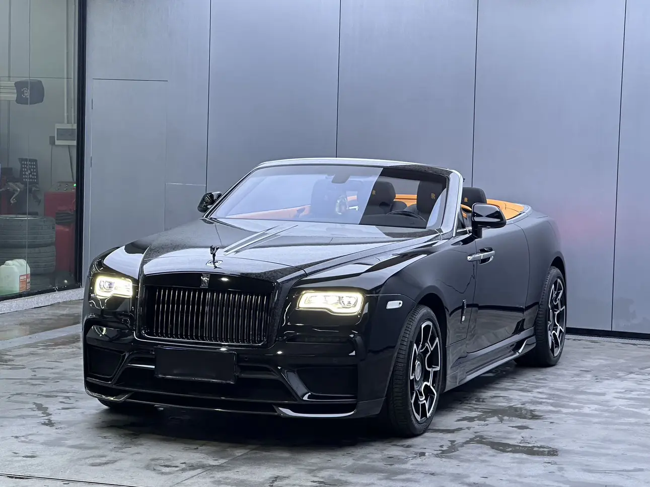 Rolls Royce Yao Ying
