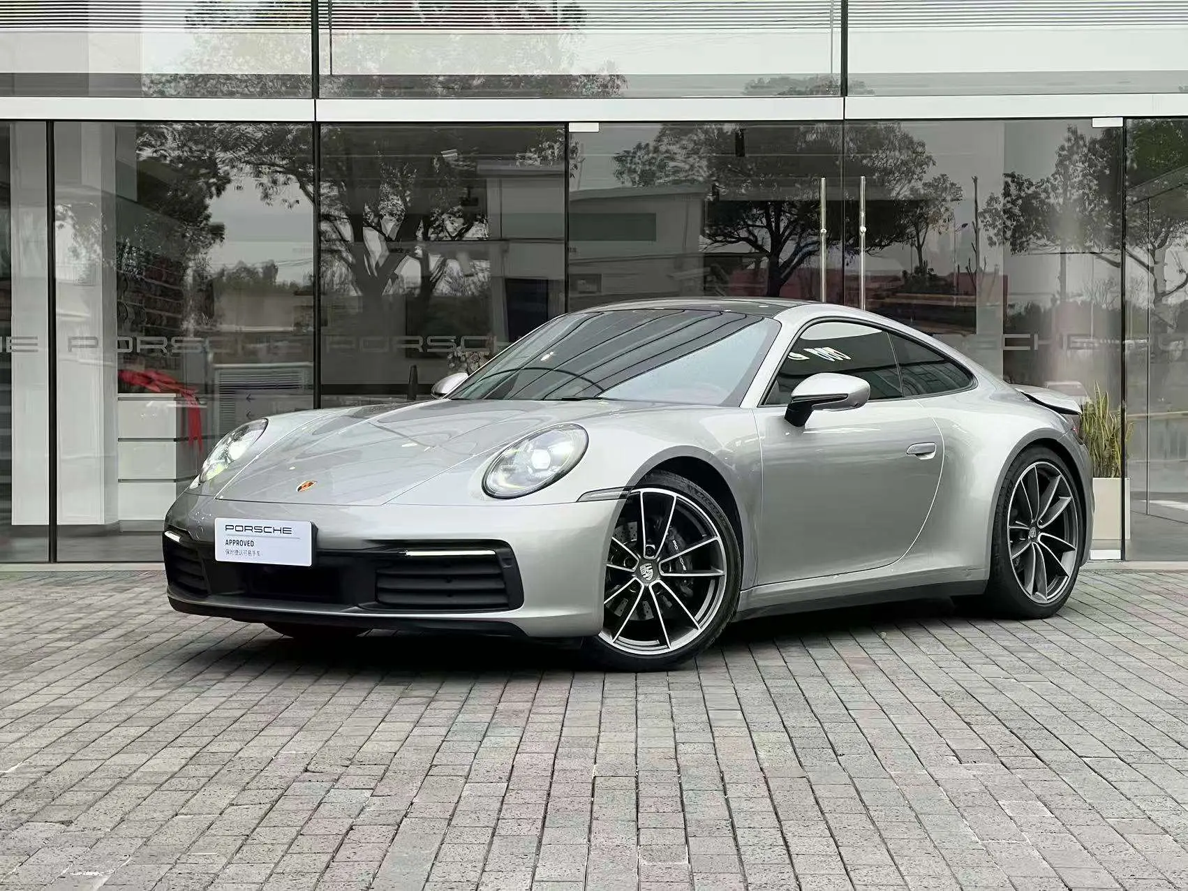Porsche 911