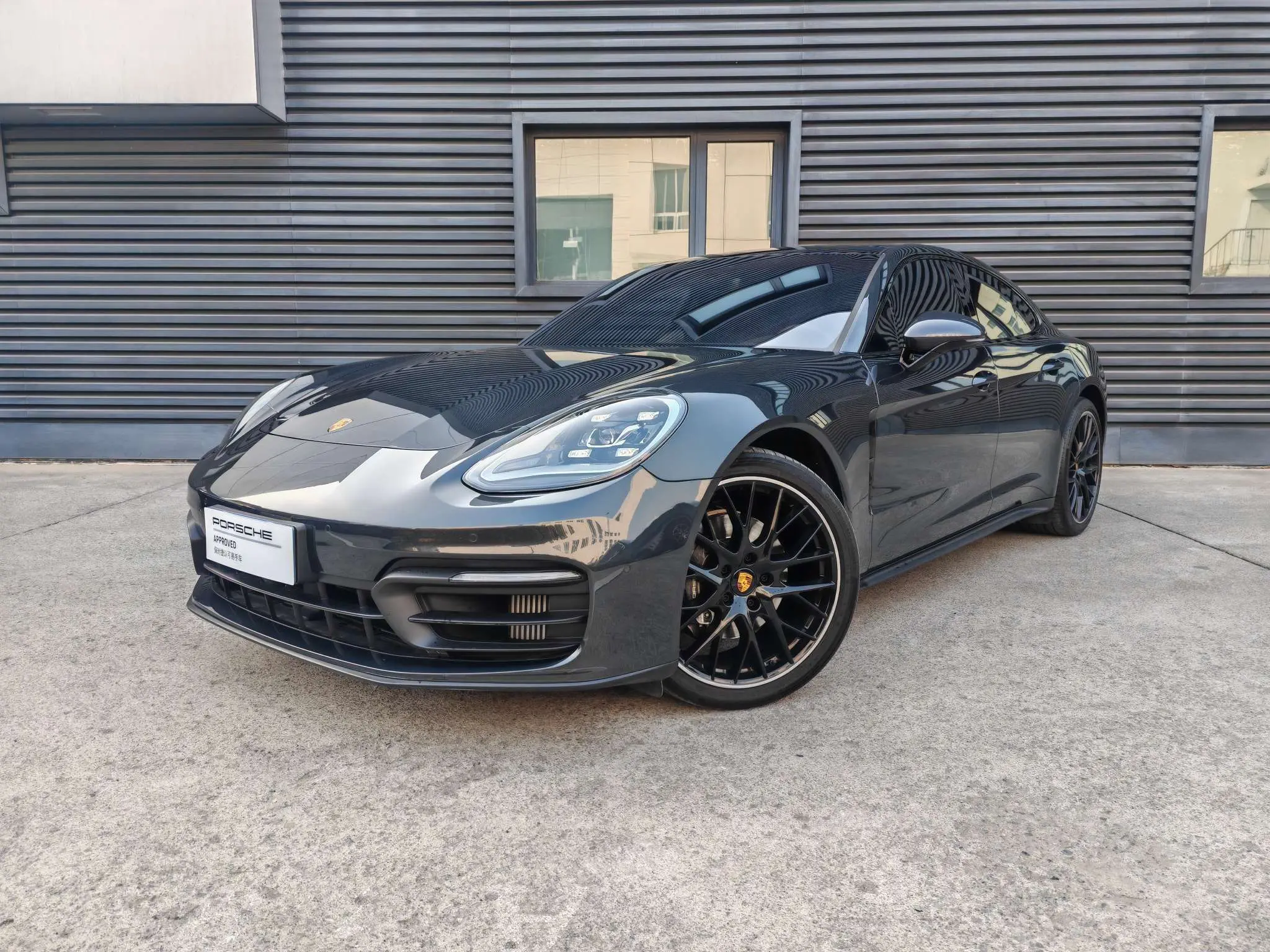 Porsche Panamera