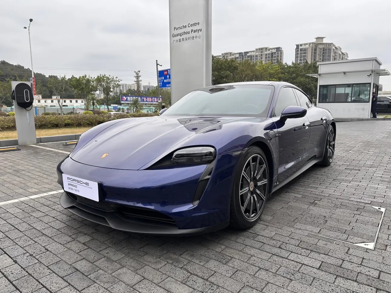 Porsche Taycan