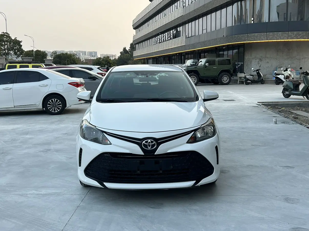 Toyota Vios FS  из Китая