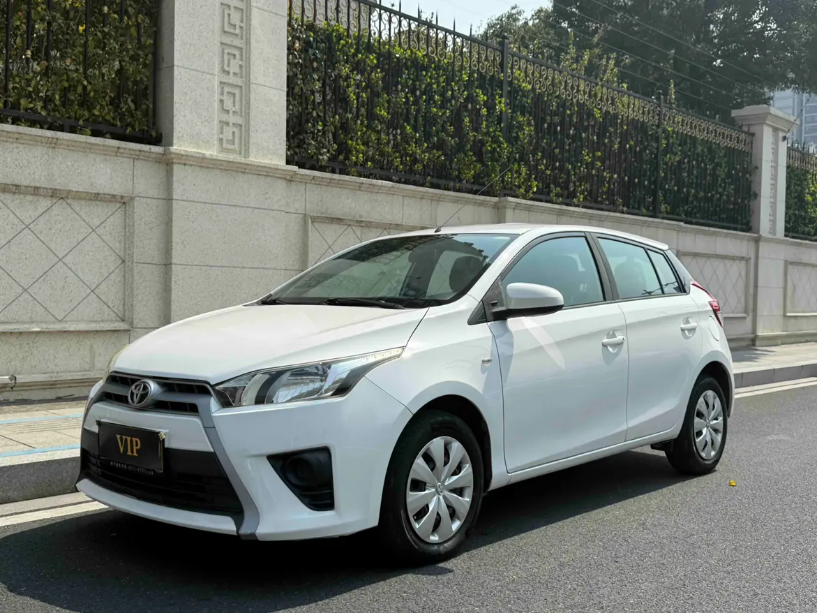 Toyota Yaris L
