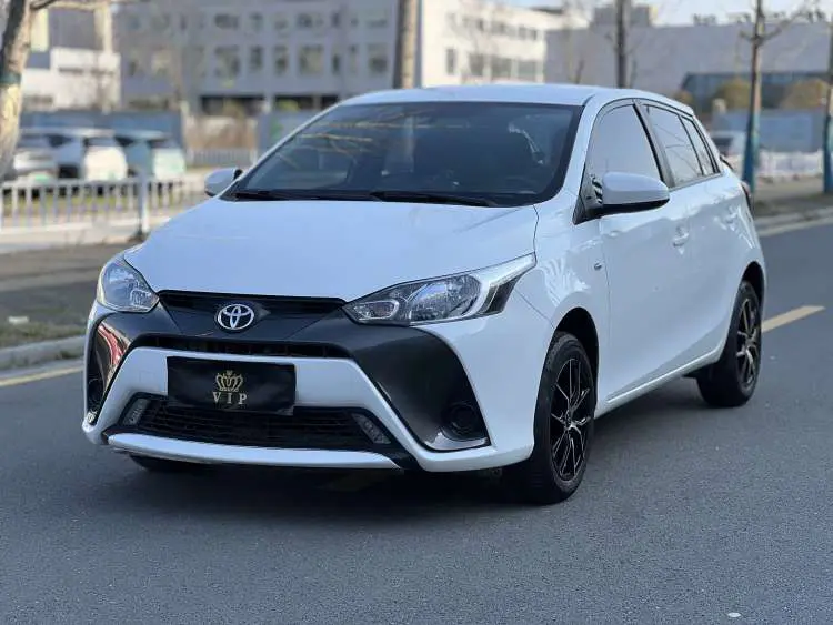 Toyota Yaris L  из Китая
