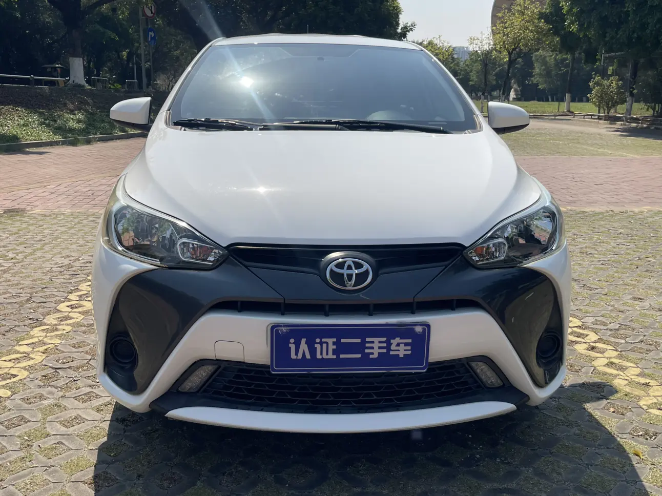 Toyota Yaris L  из Китая