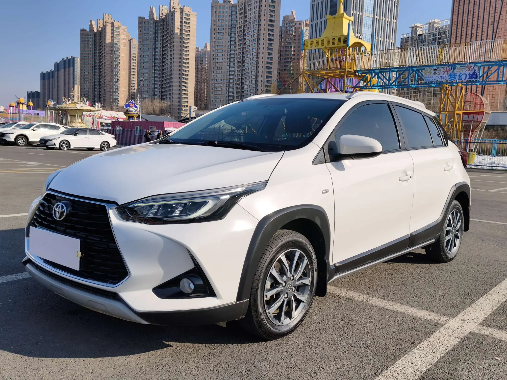 Toyota Yaris L