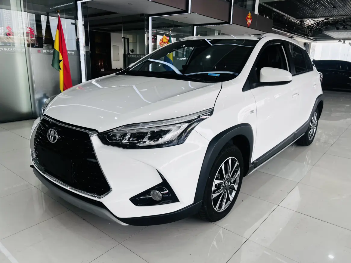 Toyota Yaris L