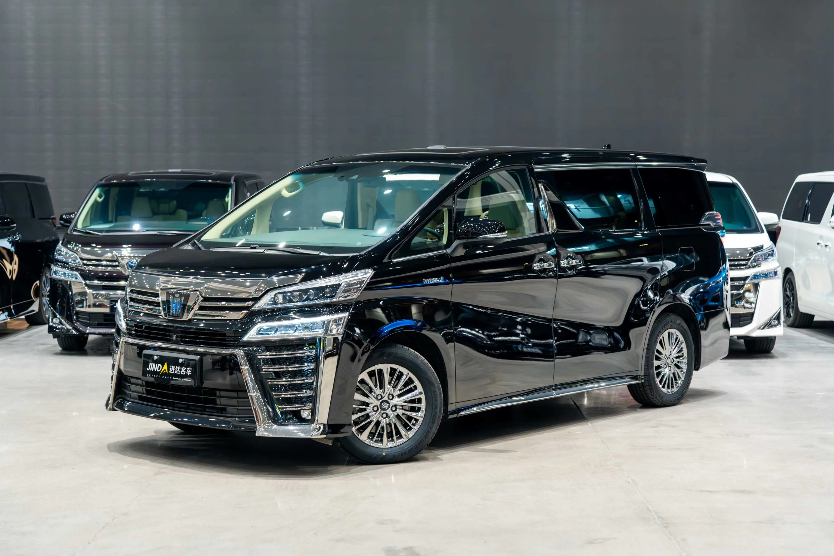 Toyota Crown Wellfire
