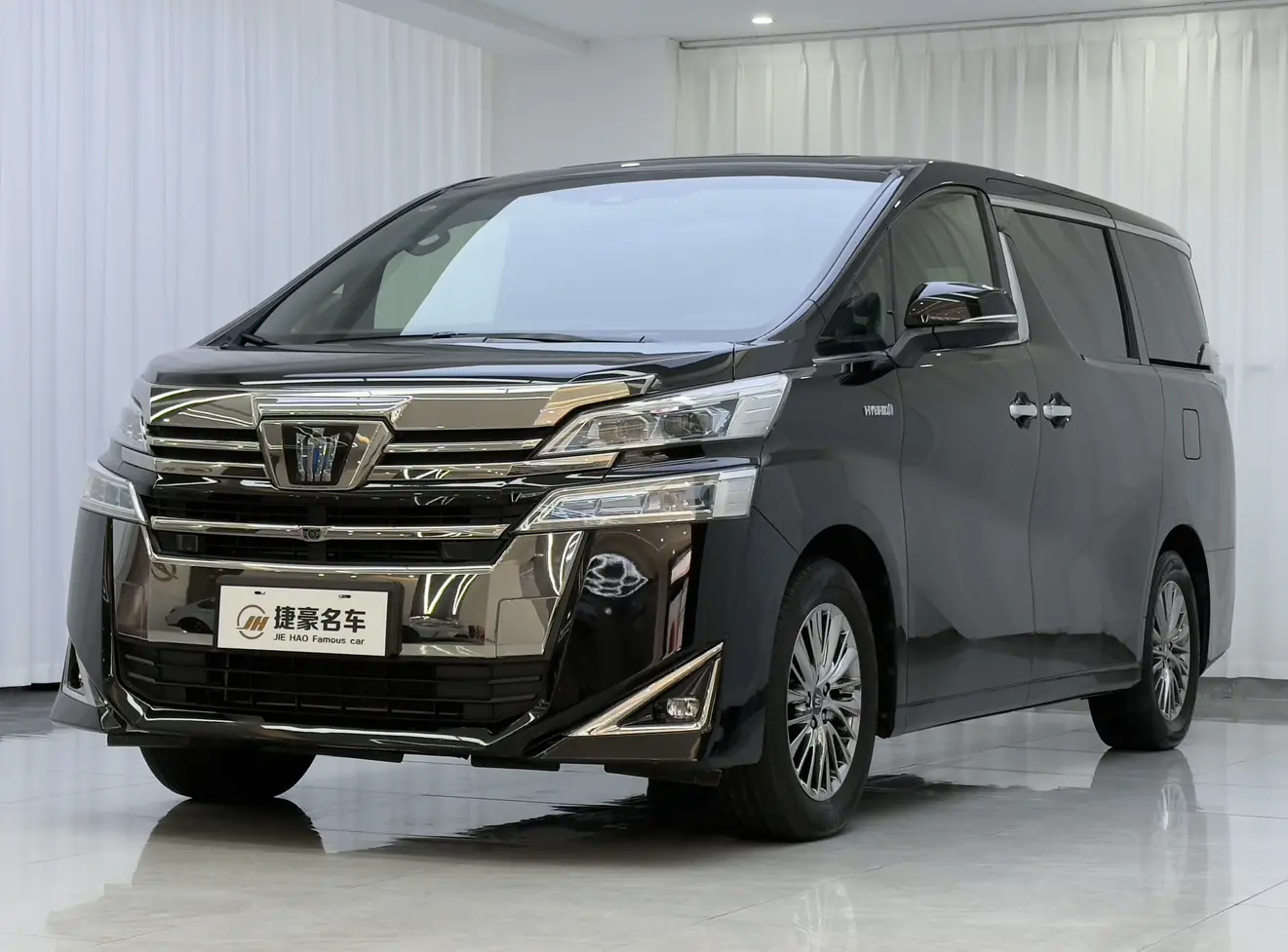 Toyota Crown Wellfire