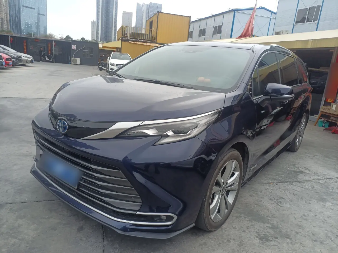 Toyota Sienna  из Китая