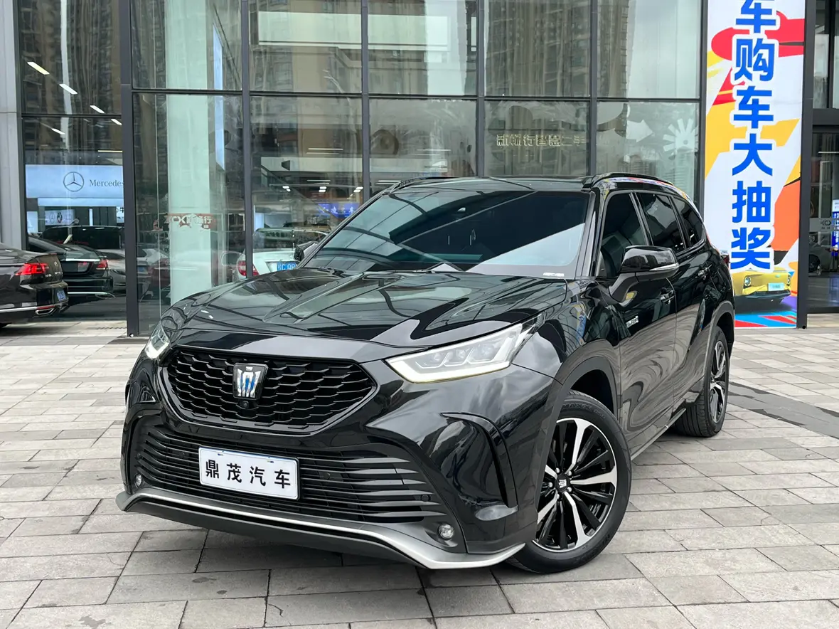 Toyota Crown Kluger