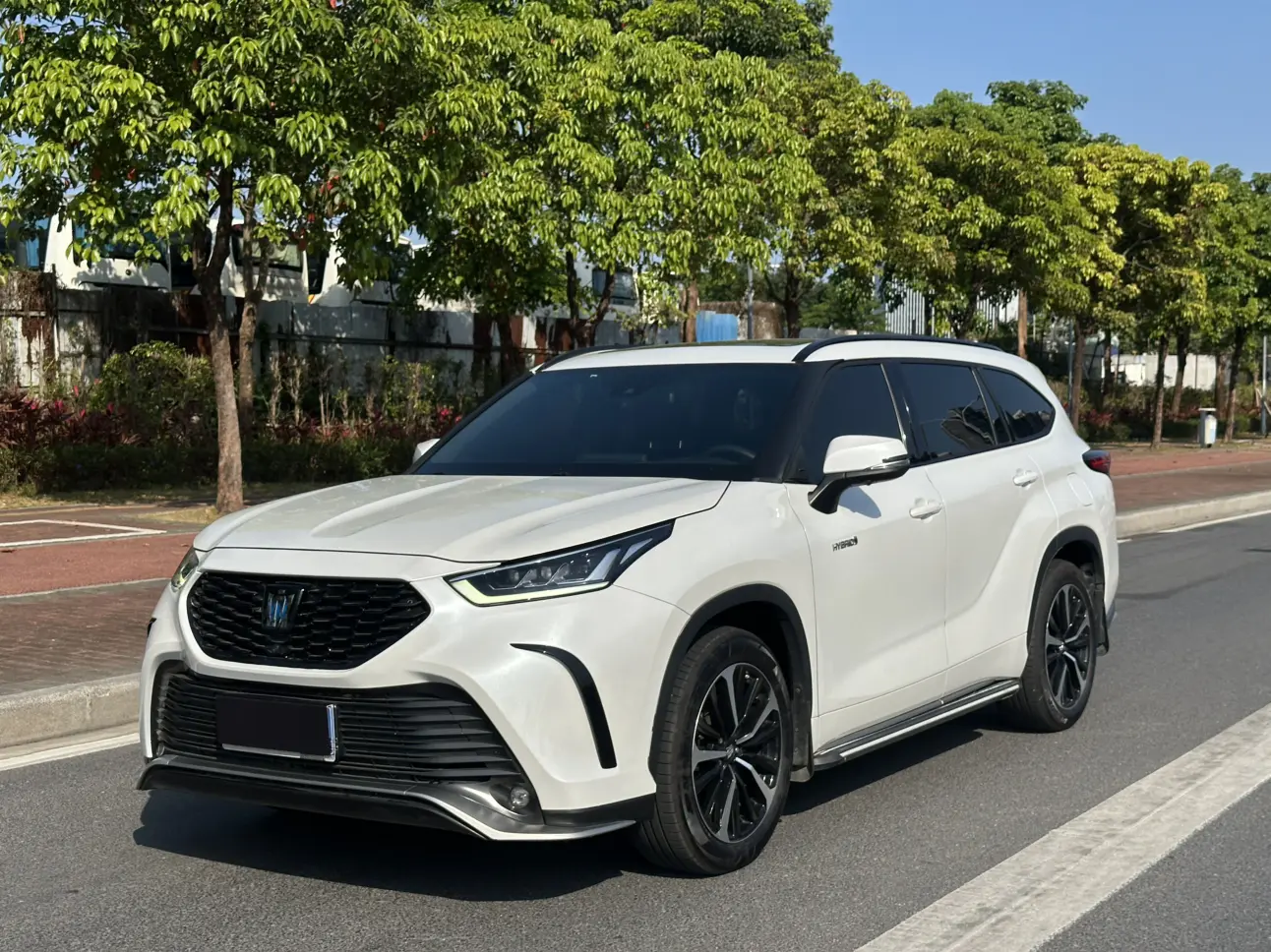 Toyota Crown Kluger