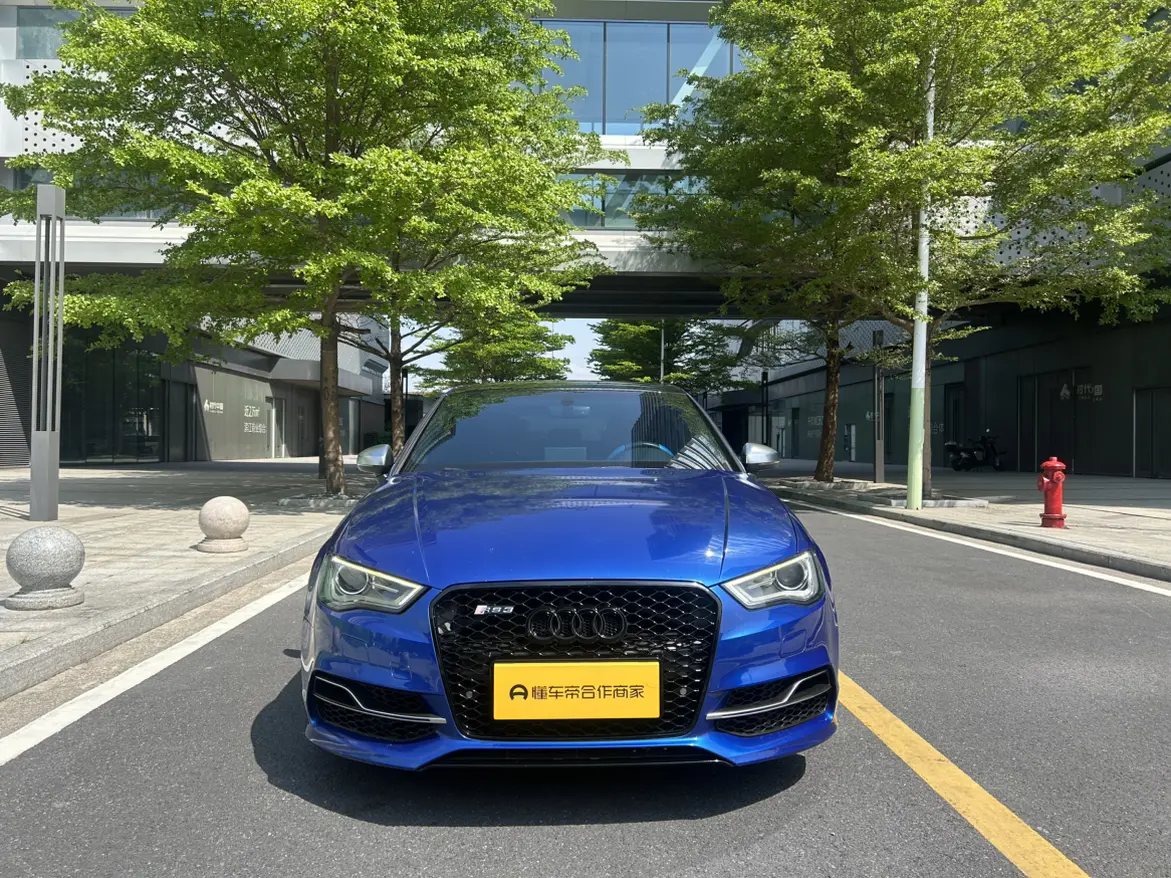Audi S3  из Китая