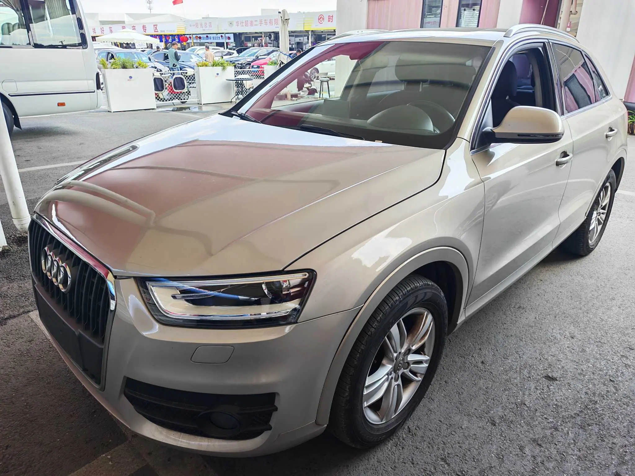 Audi Q3