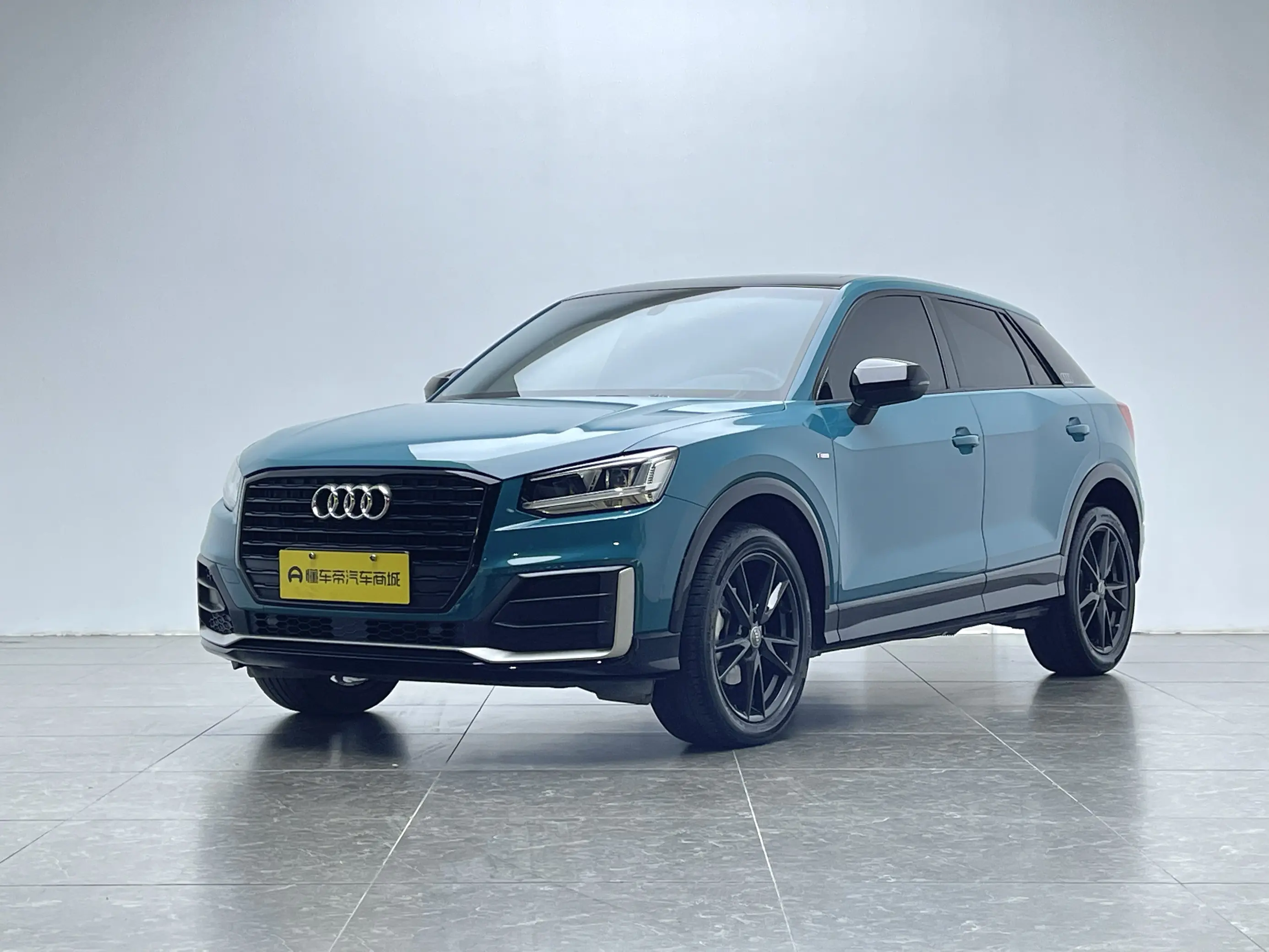 Audi Q2L