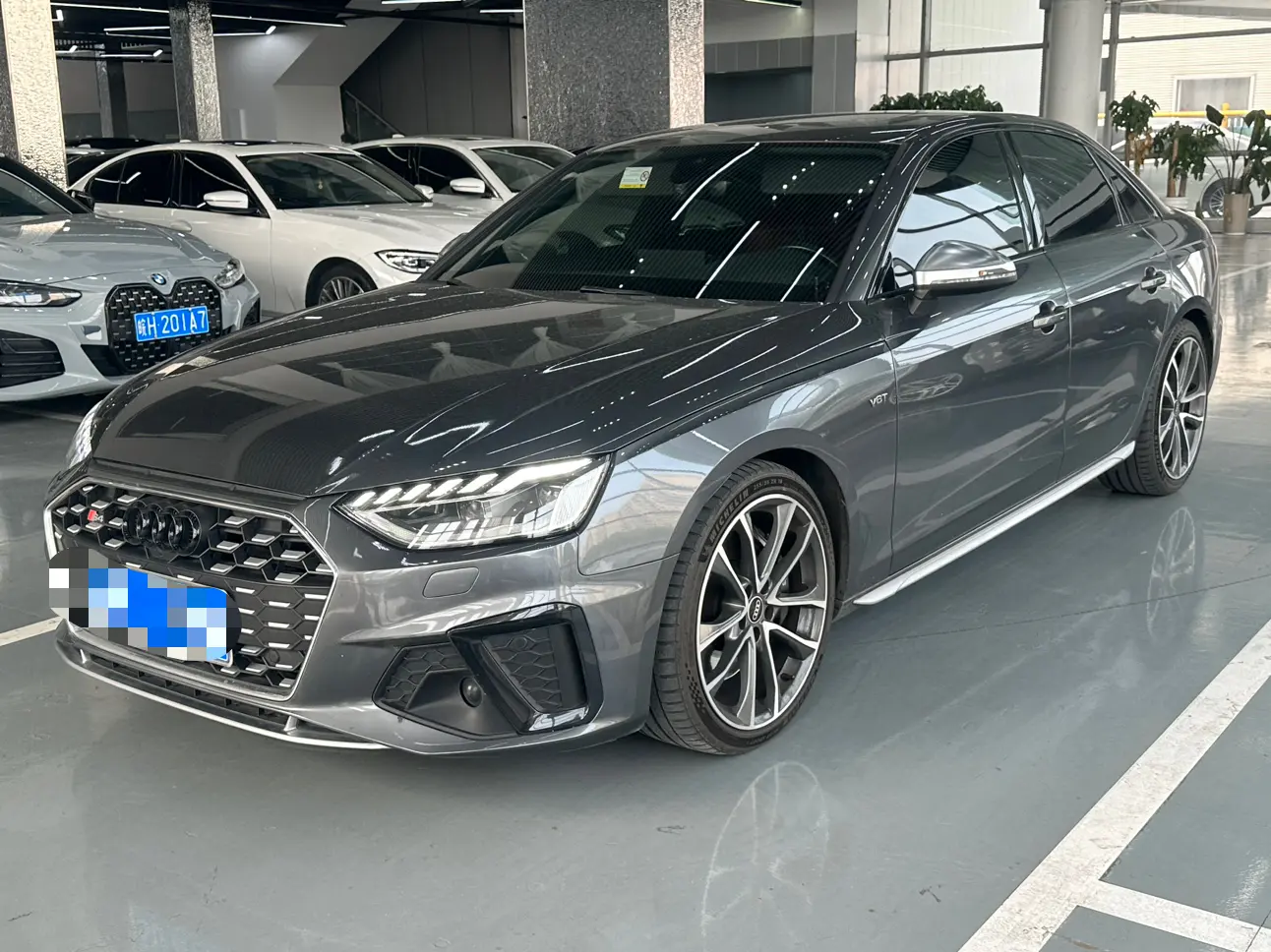 Audi S4