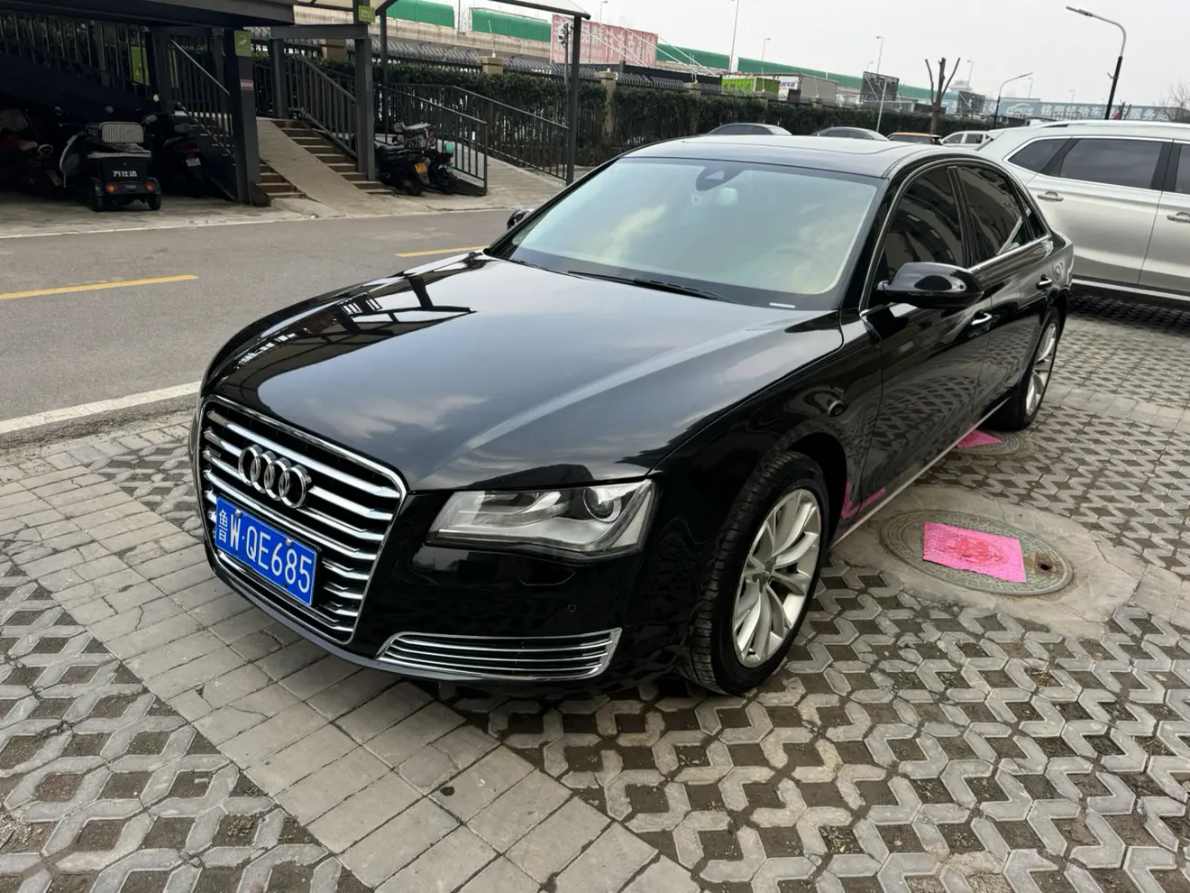 Audi A8