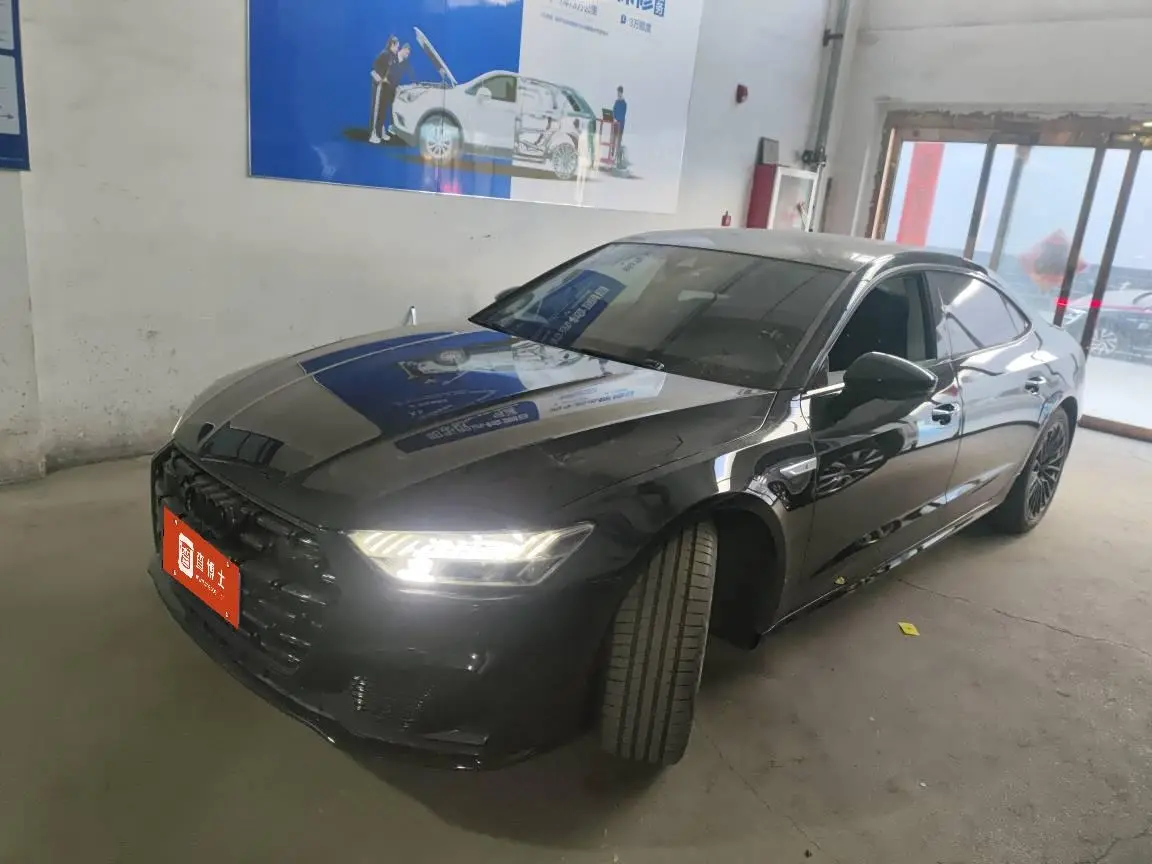 Audi A7L