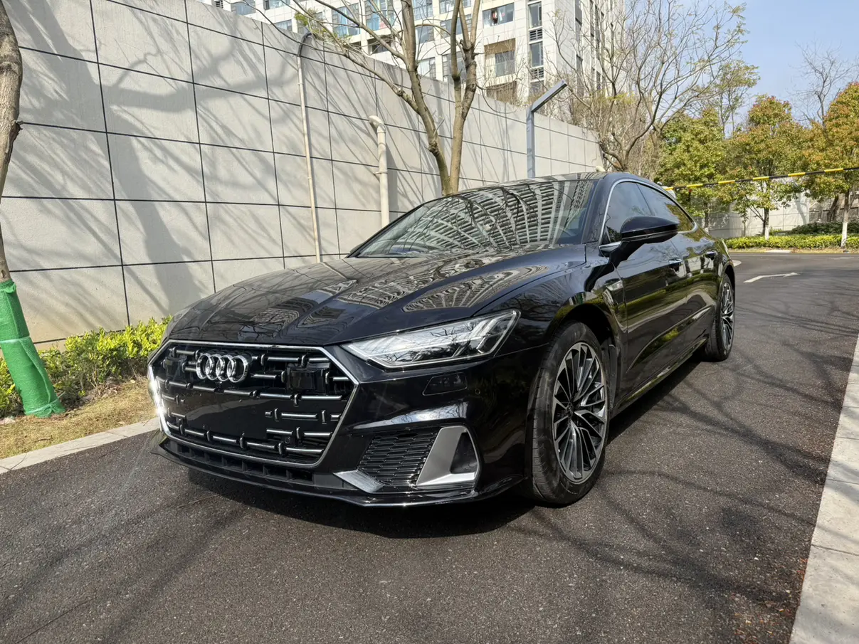 Audi A7L