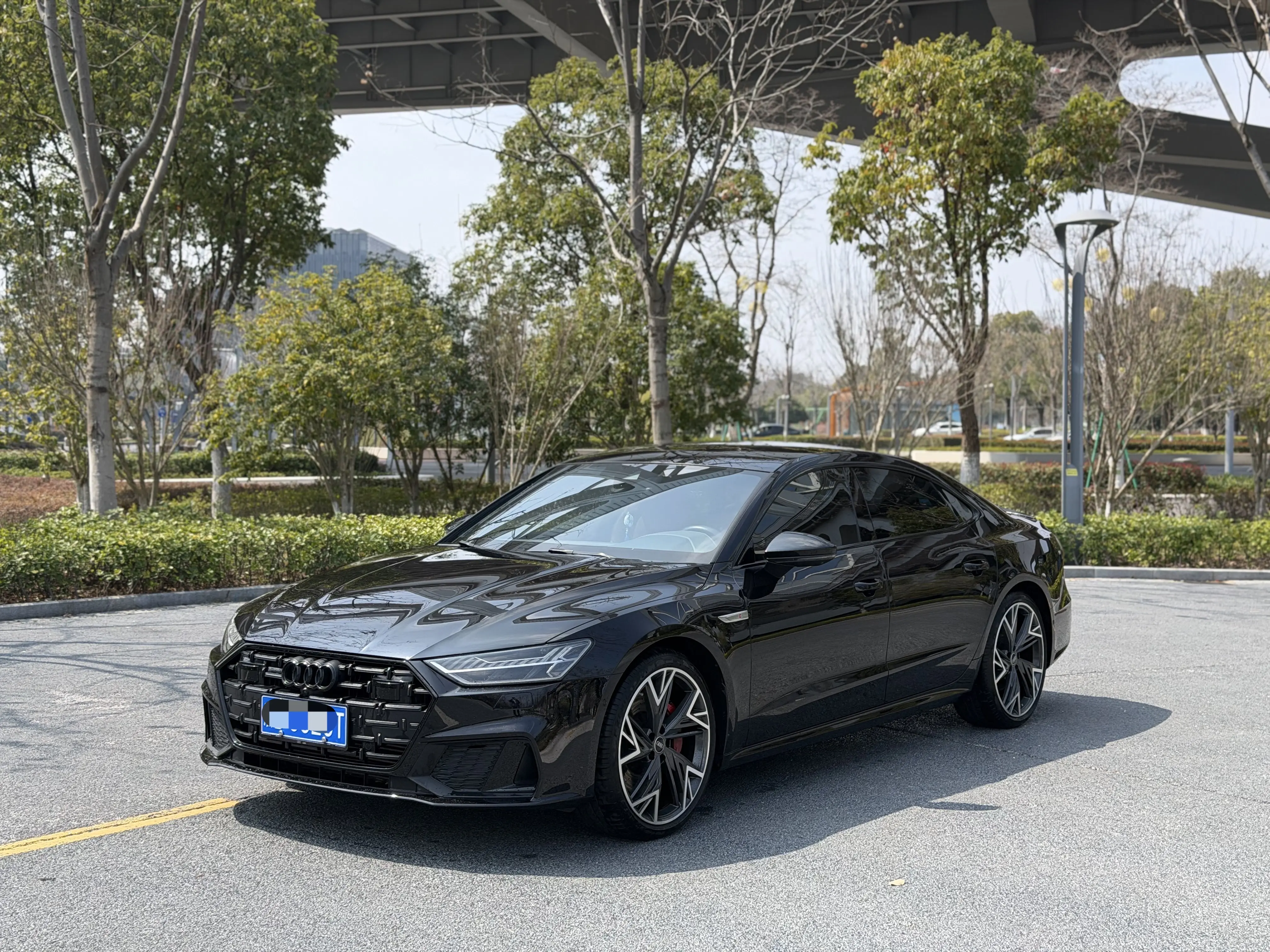Audi A7L