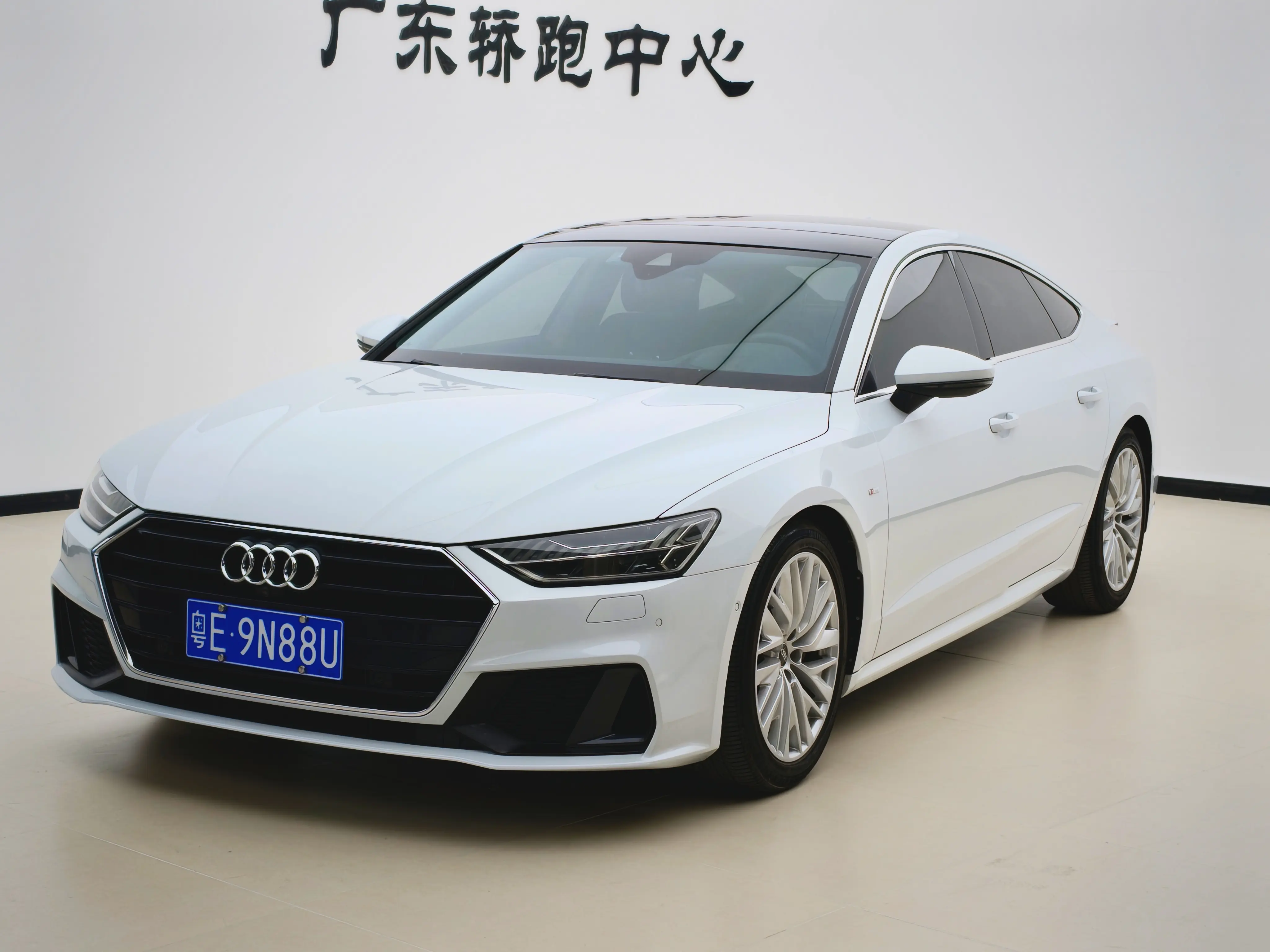 Audi A7  из Китая