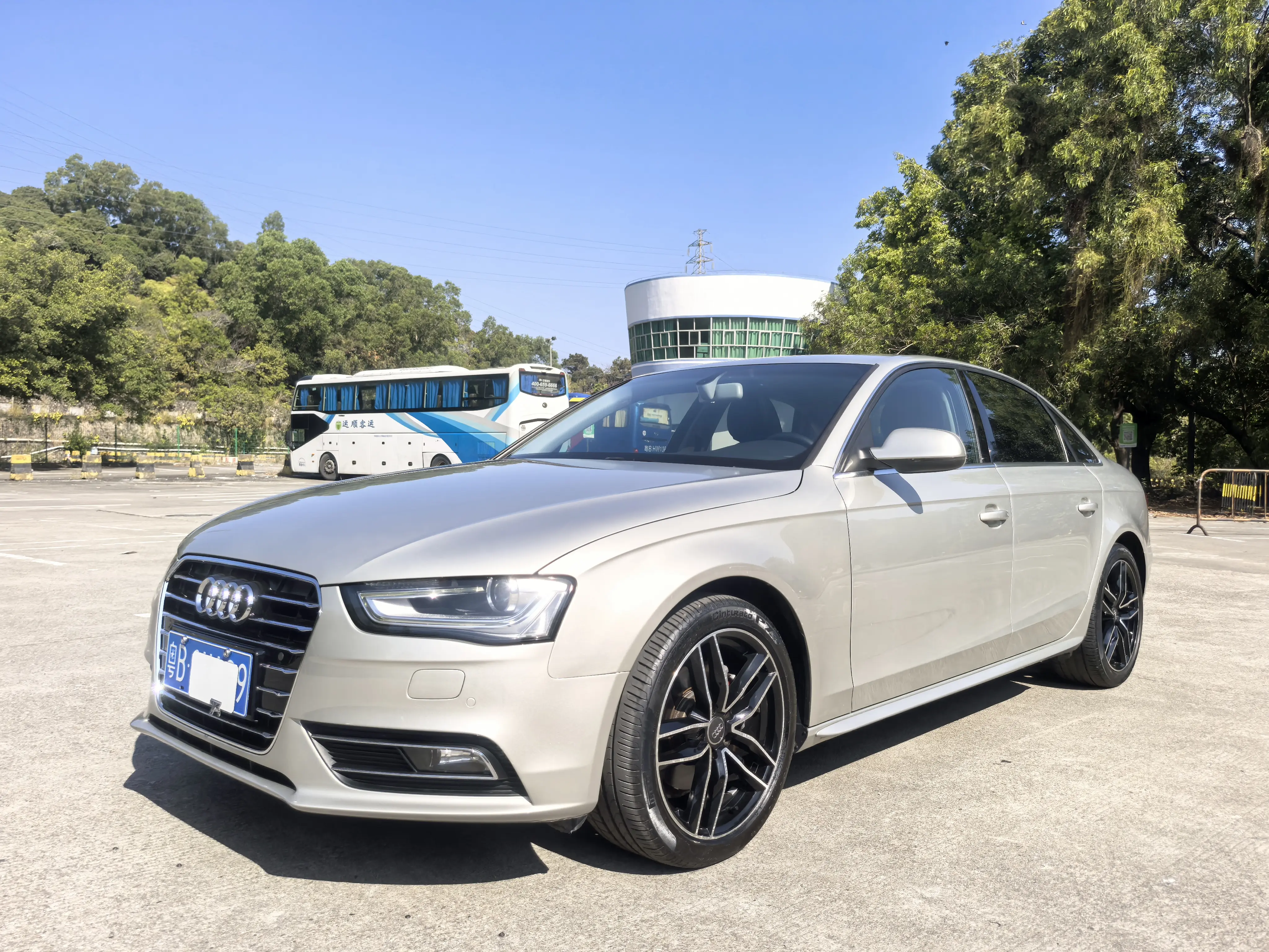 Audi A4L