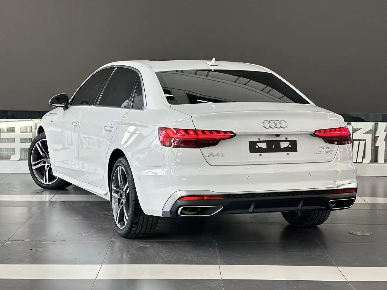 Audi A4L