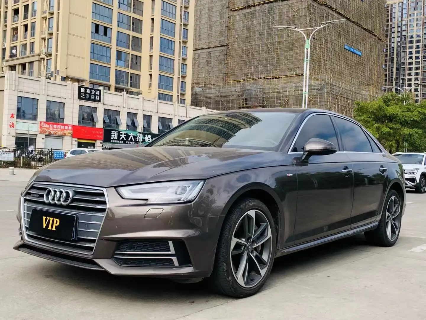 Audi A4L