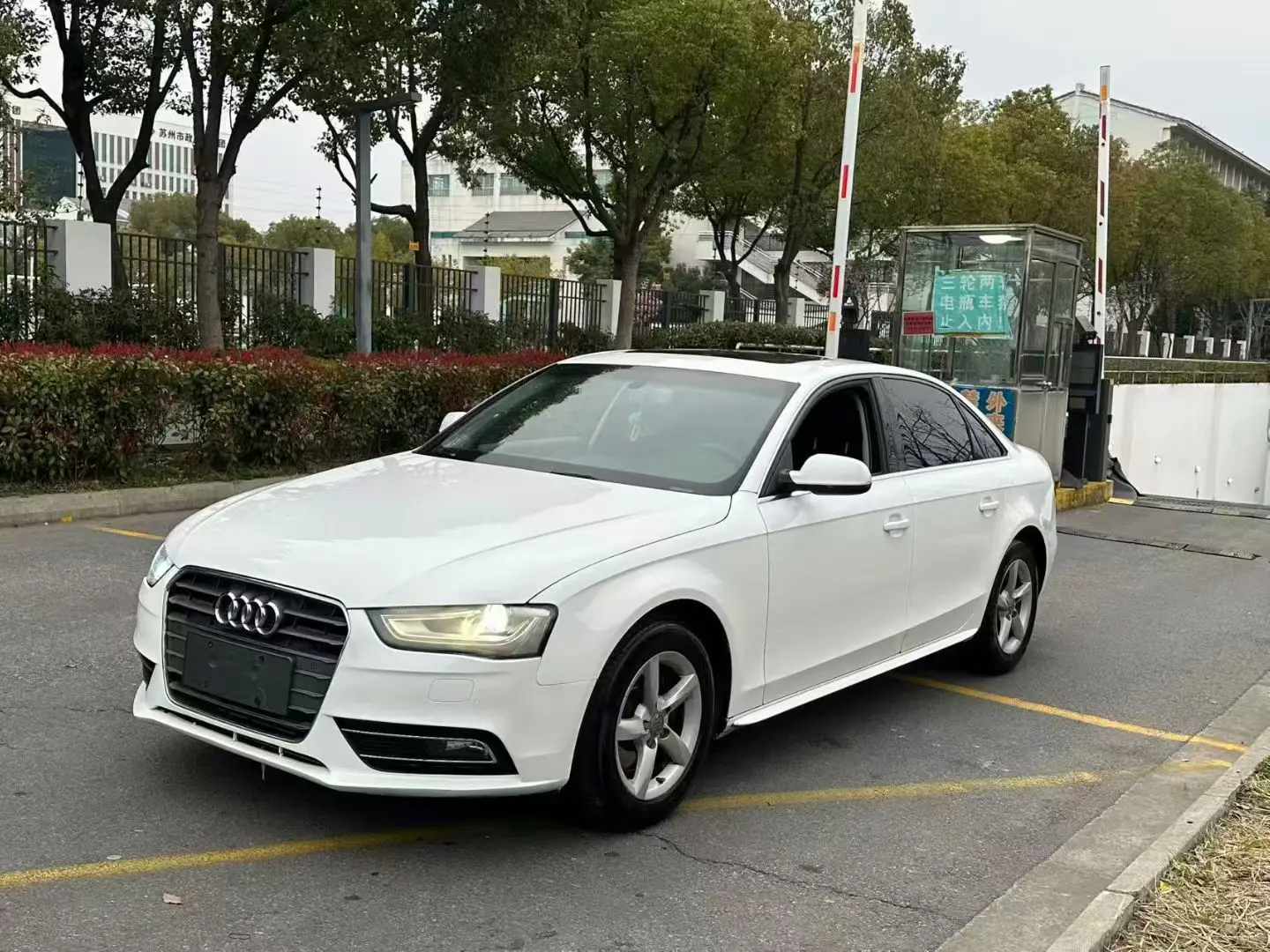 Audi A4L
