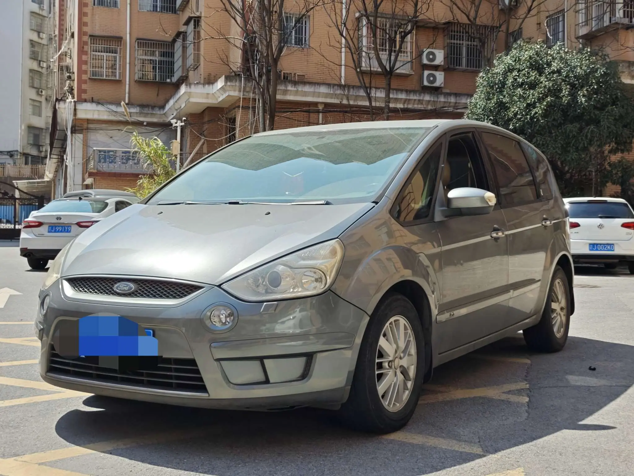 Ford Max
