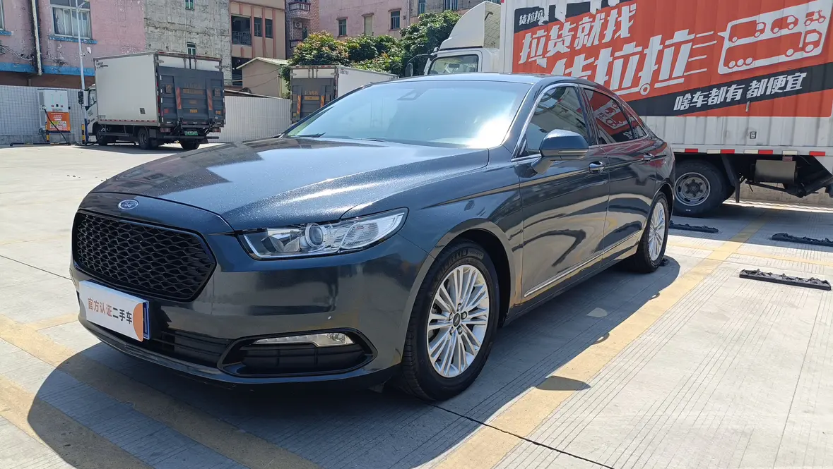 Ford Taurus