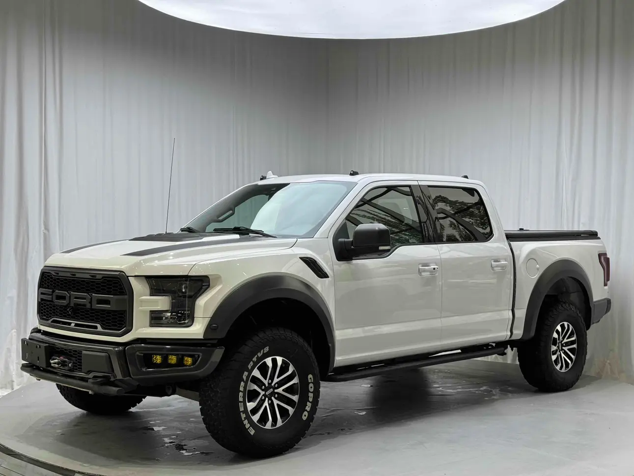 Ford F-150 Raptor  из Китая