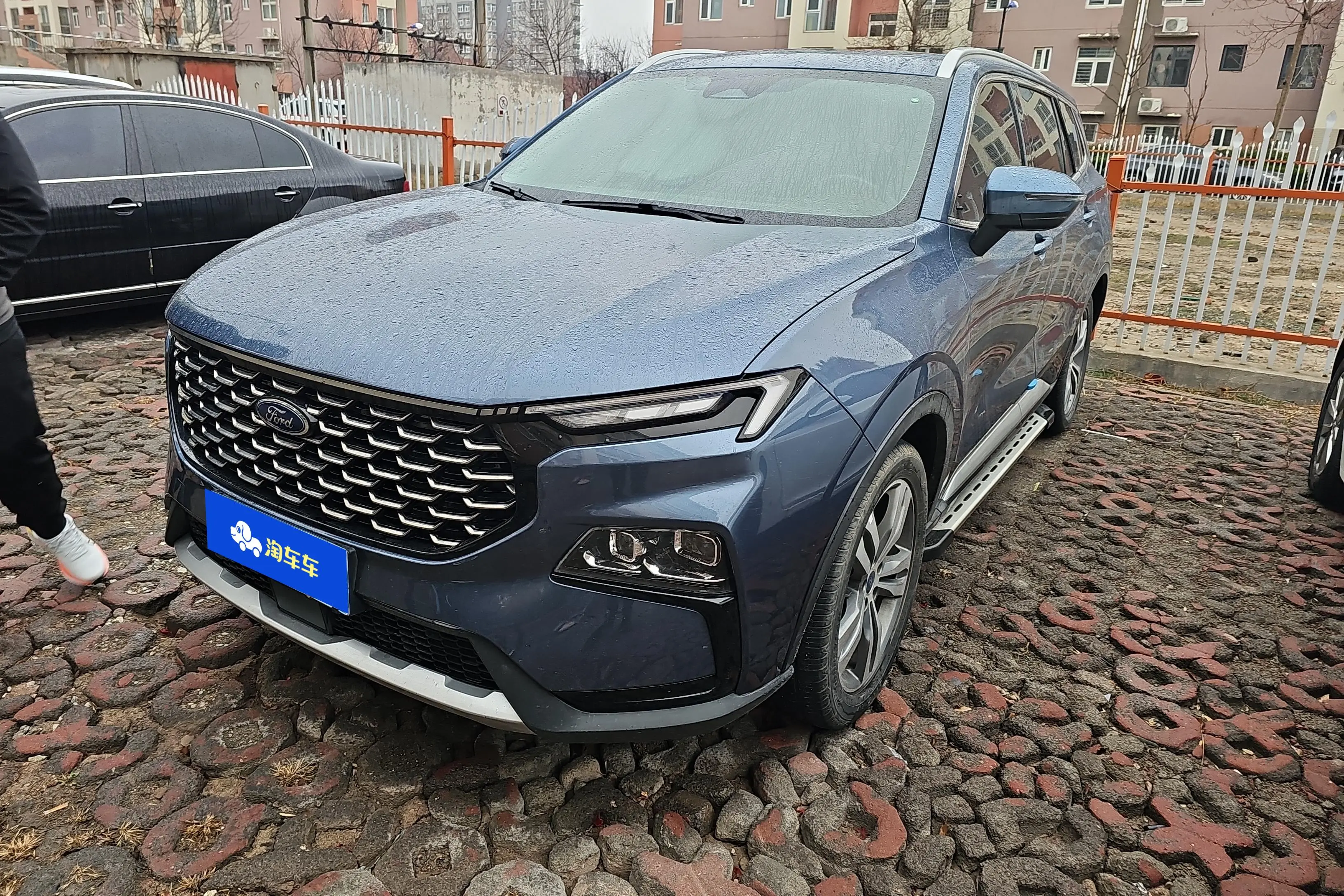 Ford Equator Sport
