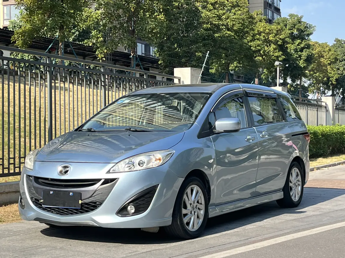Mazda 5