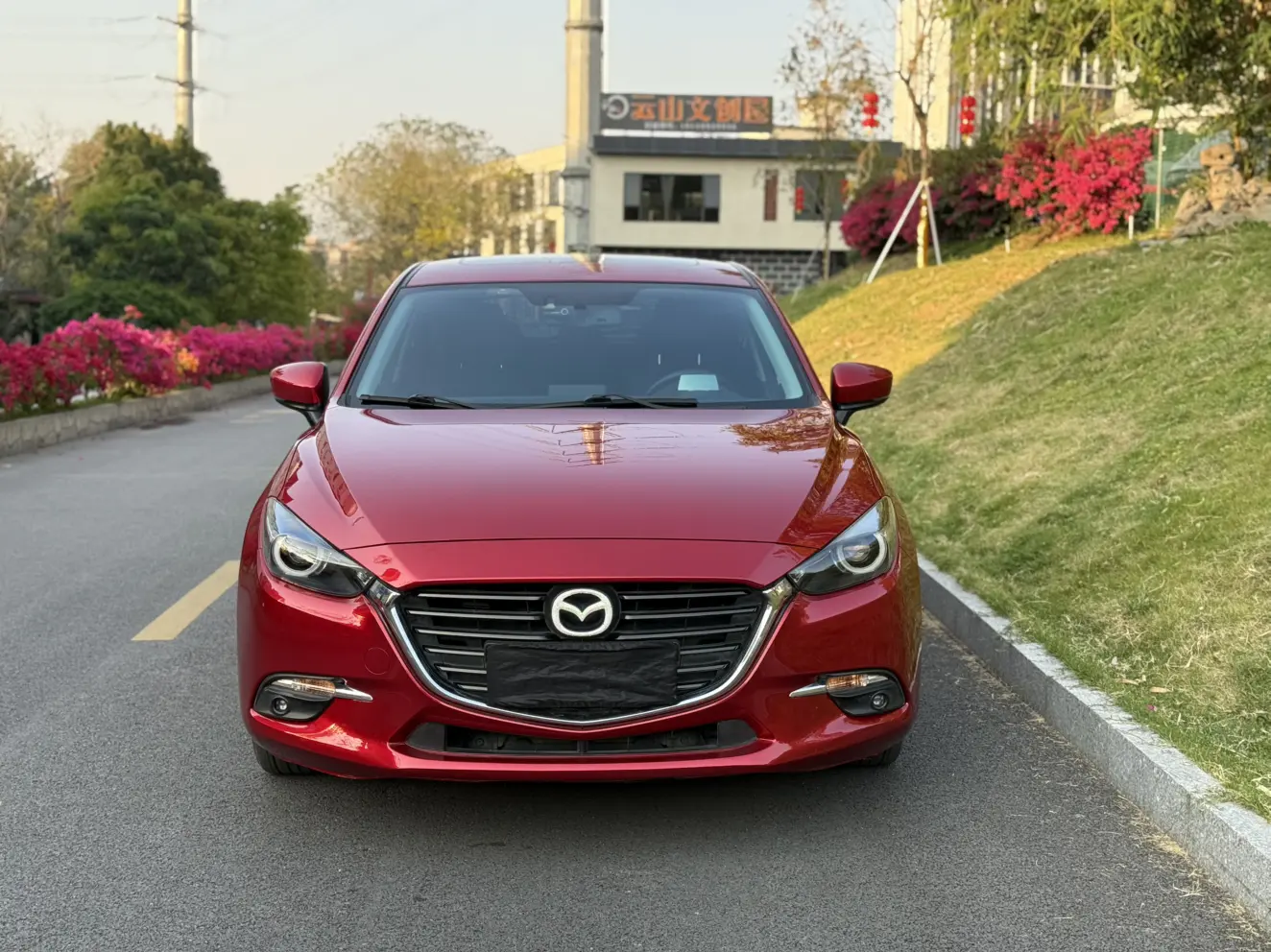 Mazda Axela (Mazda3)  из Китая