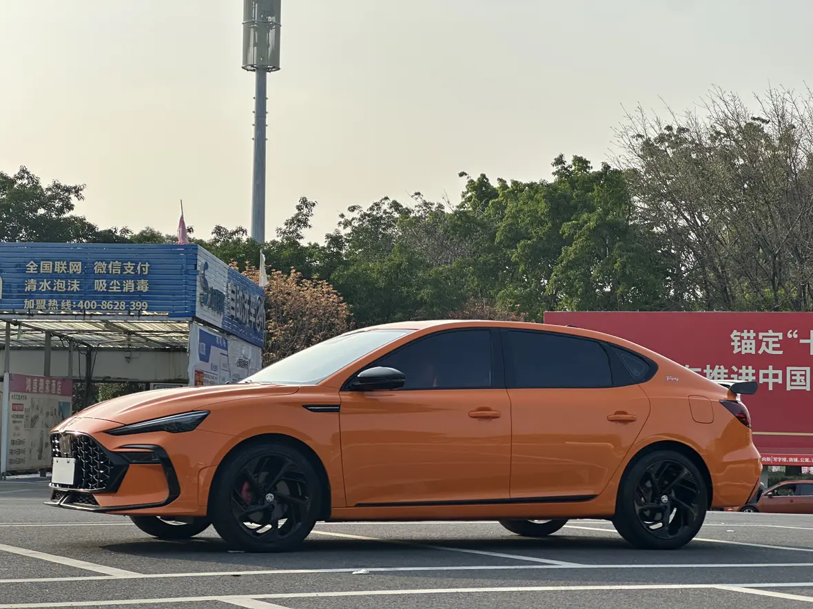 MG 6  из Китая