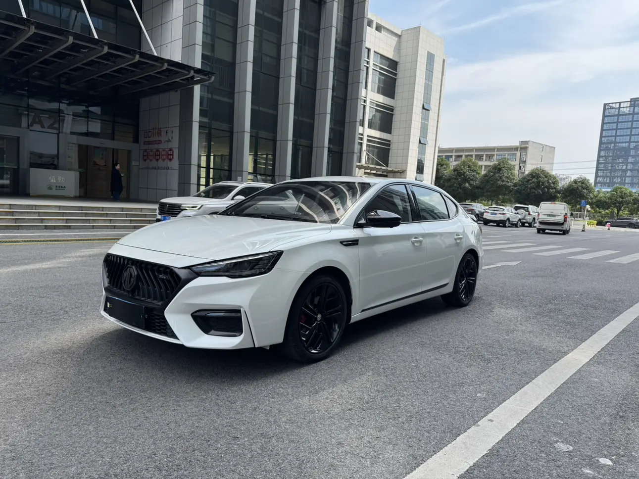 MG 6  из Китая