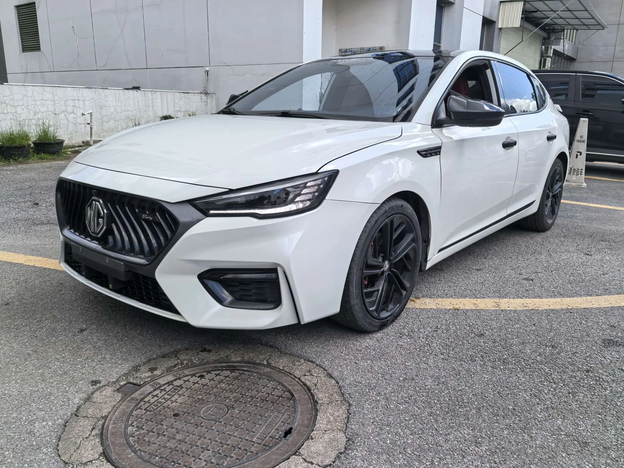 MG 6  из Китая