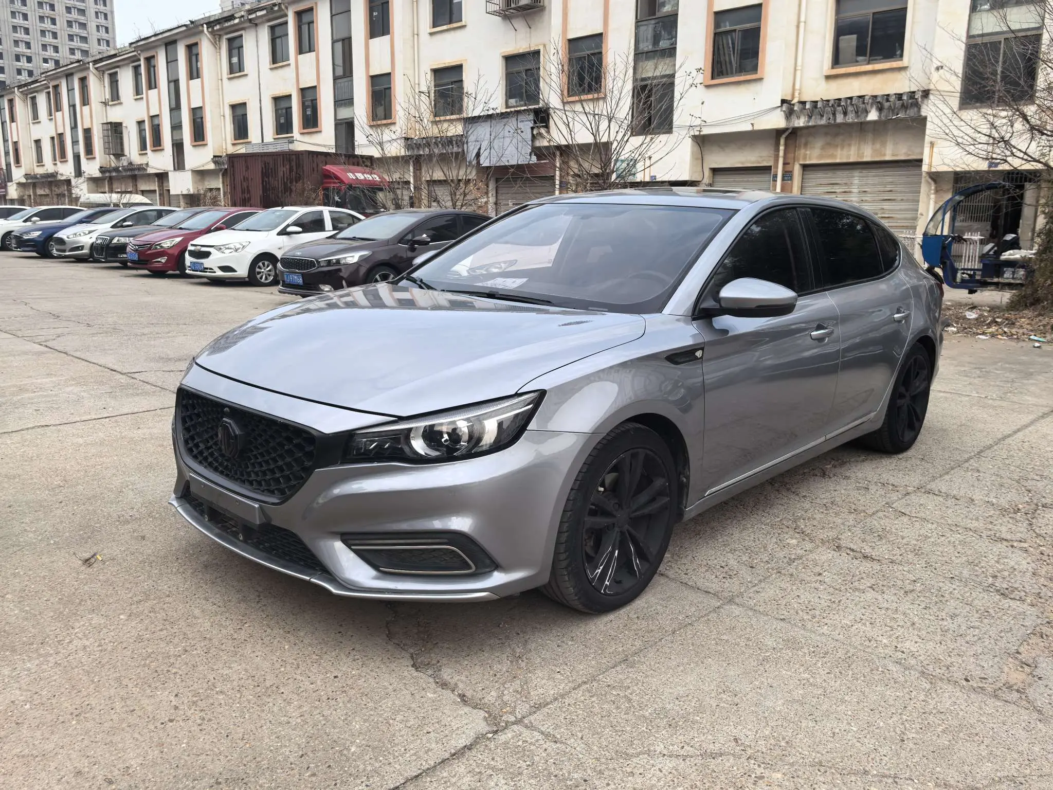 MG 6  из Китая