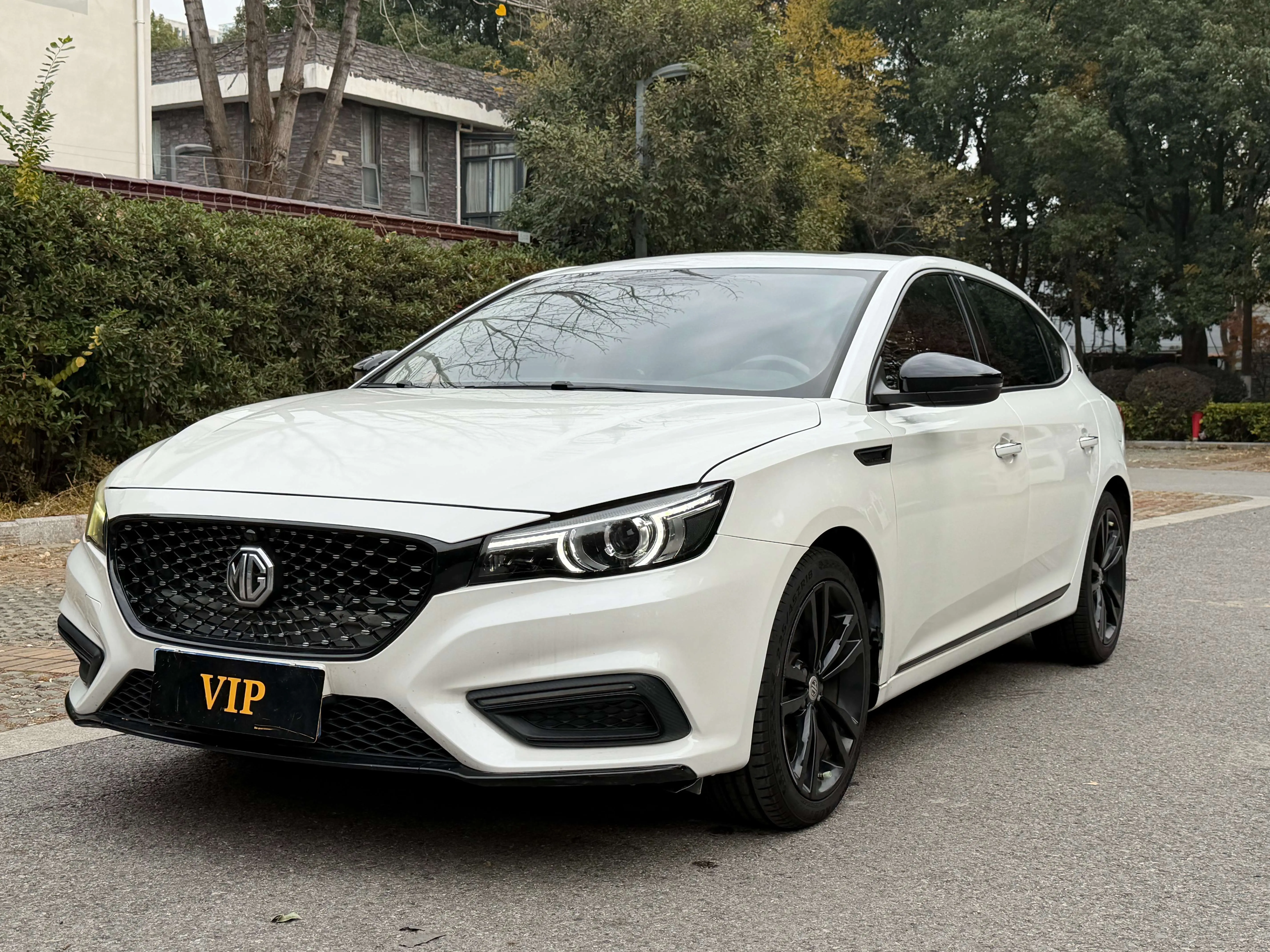 MG 6  из Китая