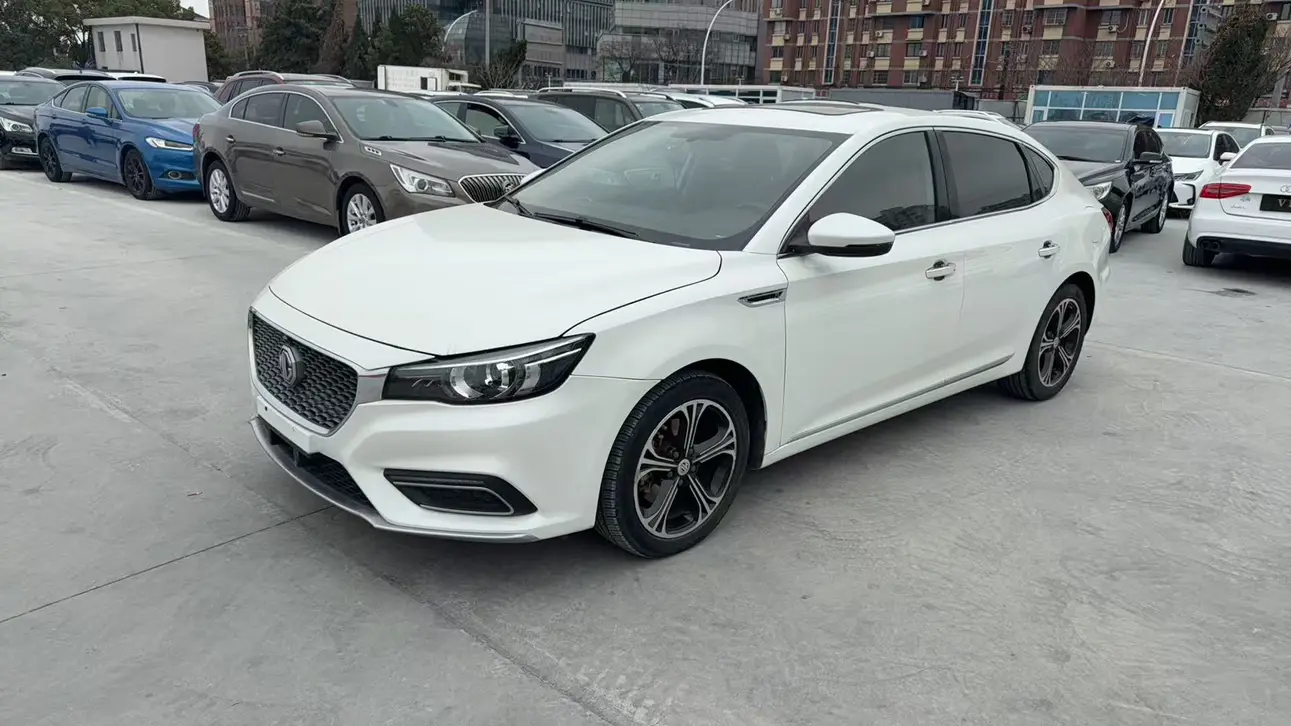 MG 6  из Китая