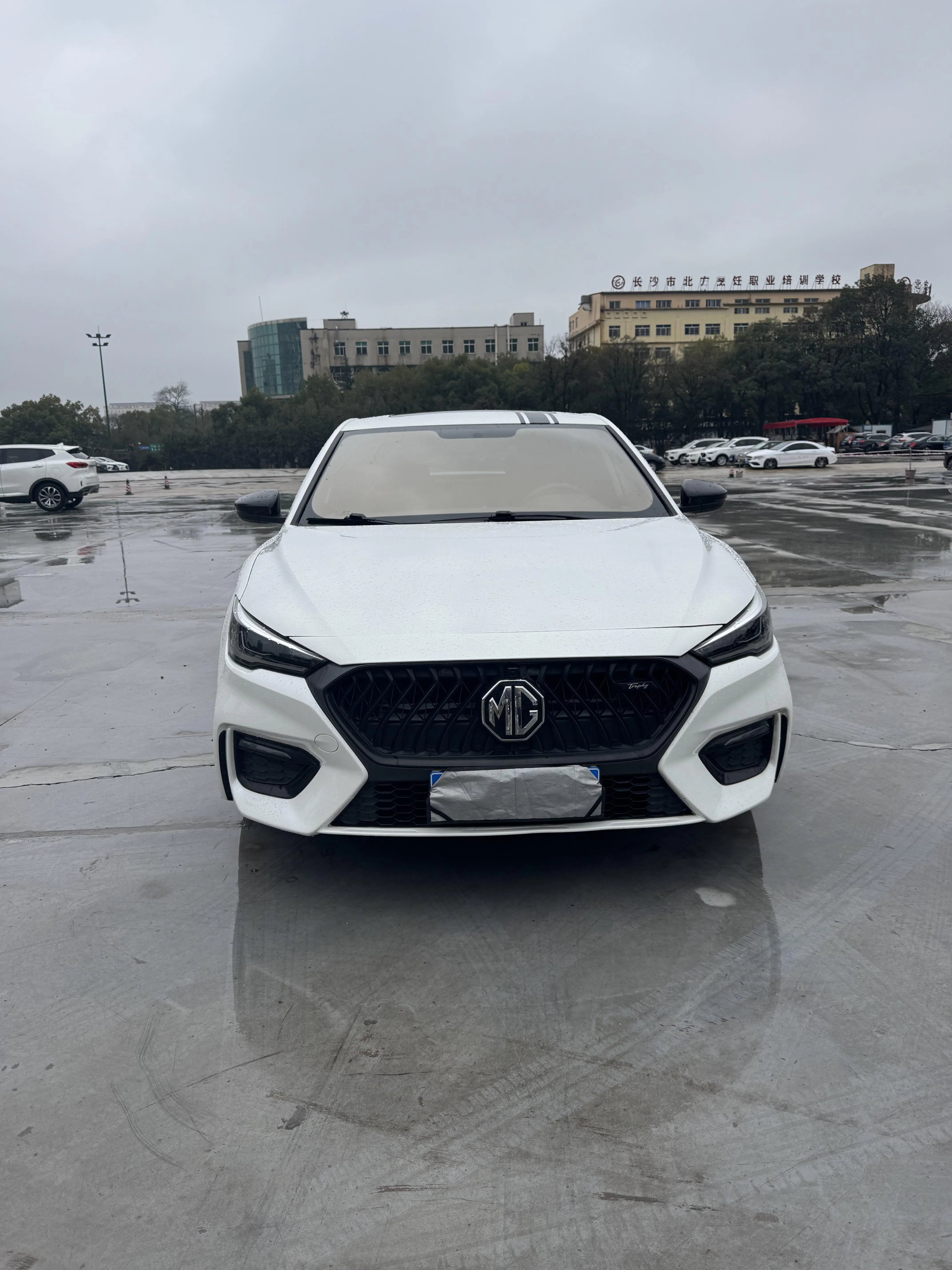 MG 6  из Китая