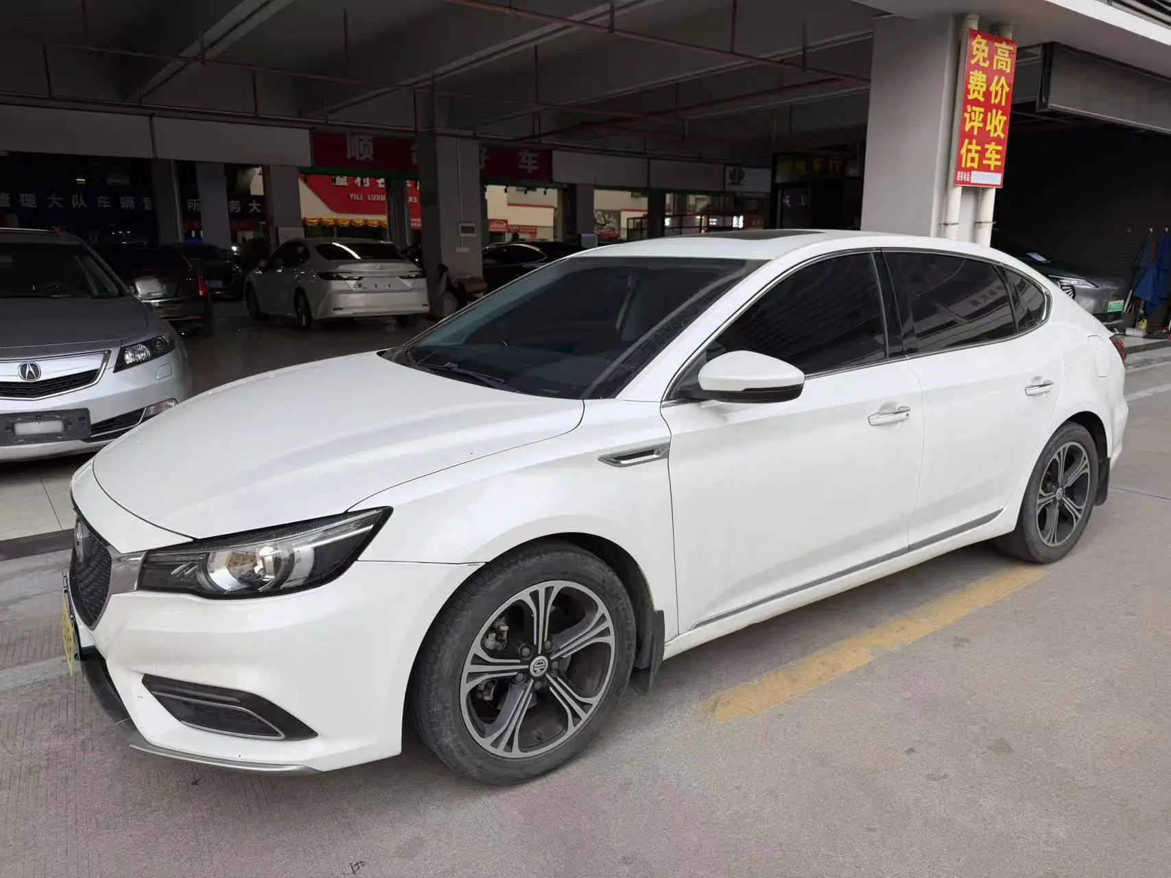 MG 6  из Китая