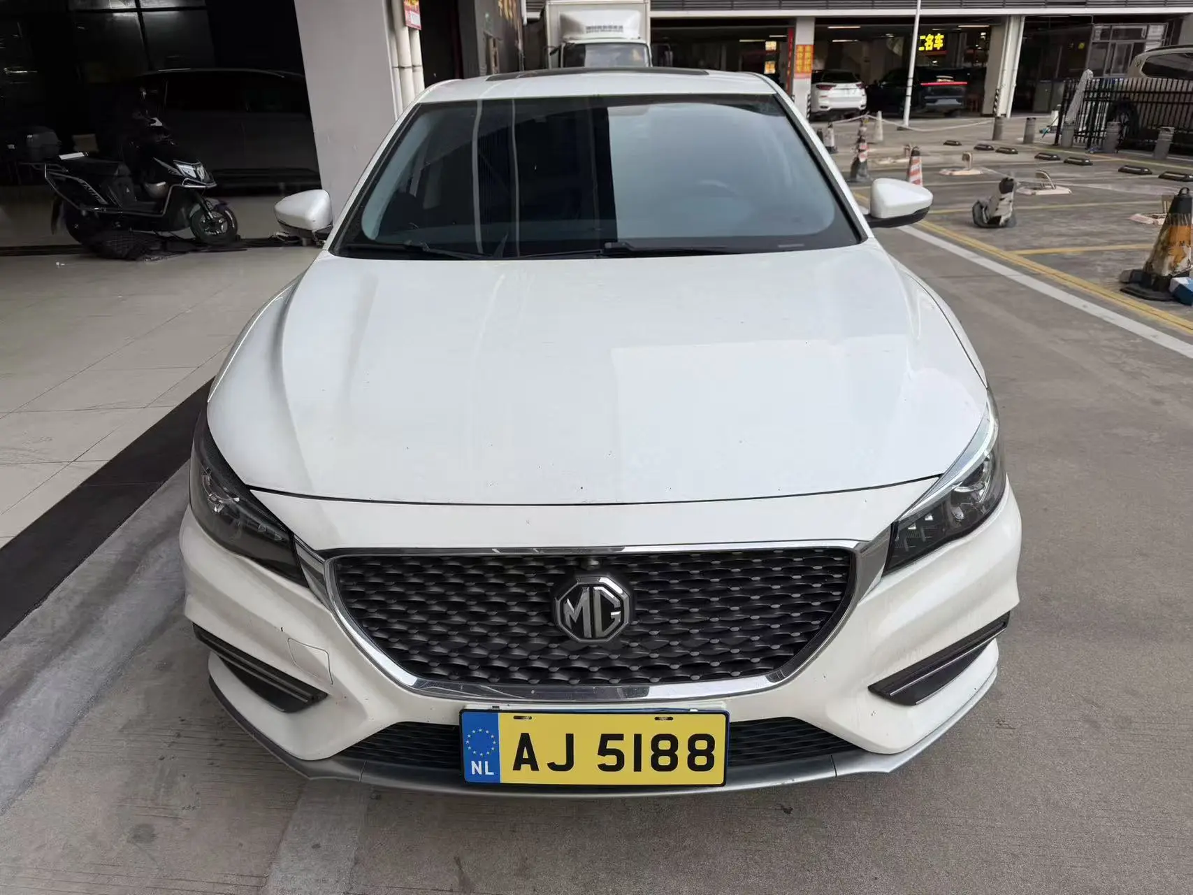 MG 6  из Китая