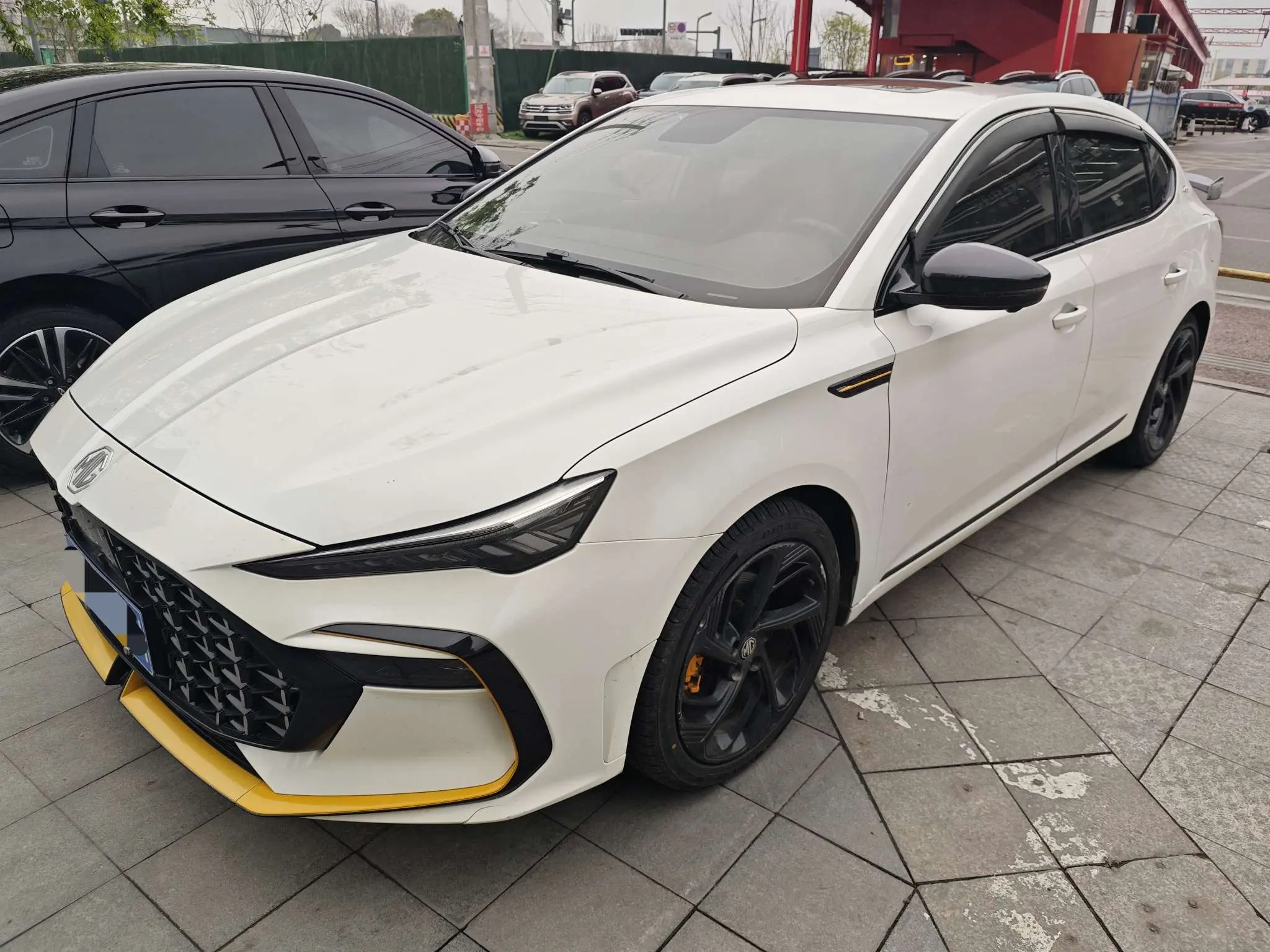 MG 6  из Китая